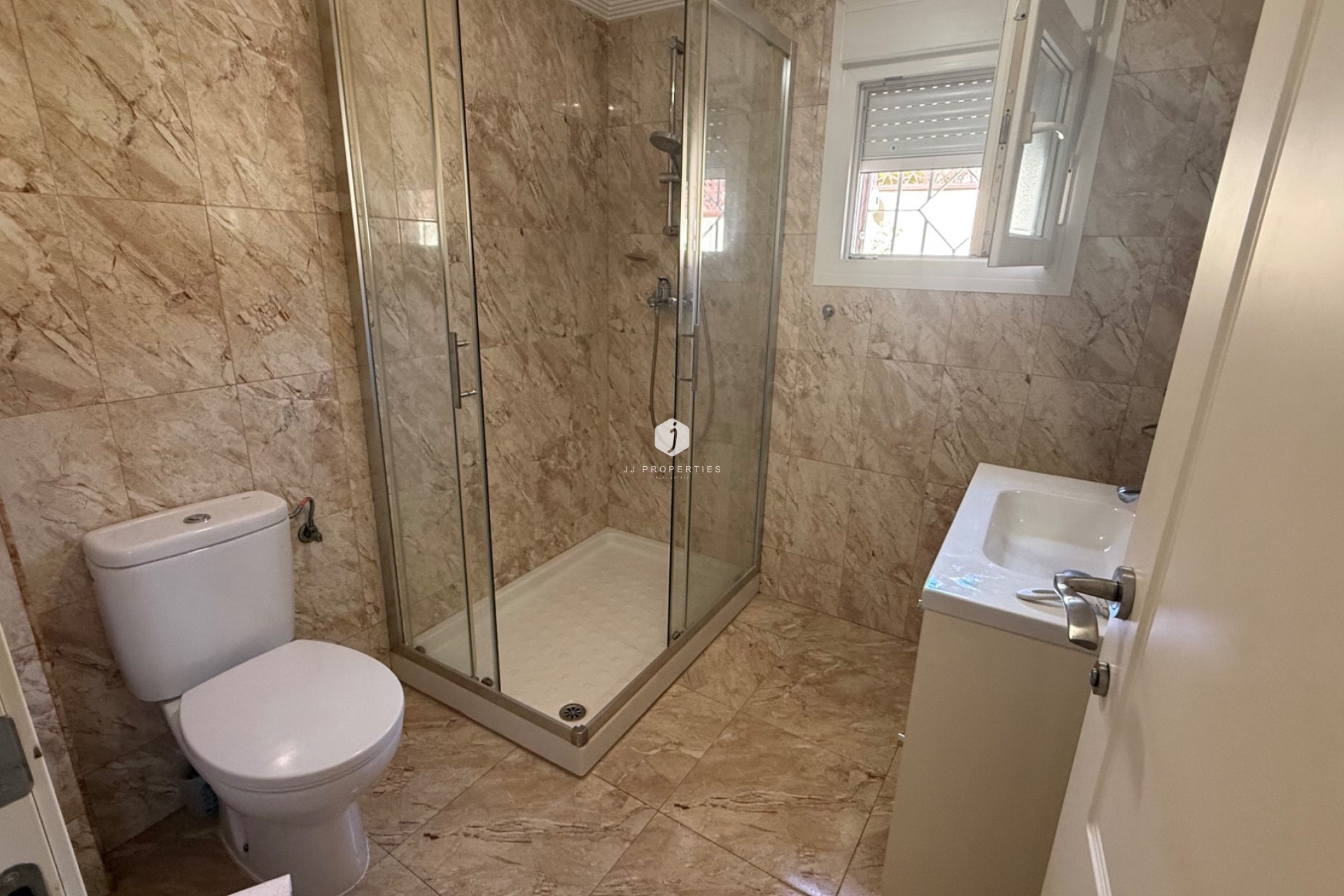 Aus zweiter Hand - Villa -
Torrevieja - Costa Blanca