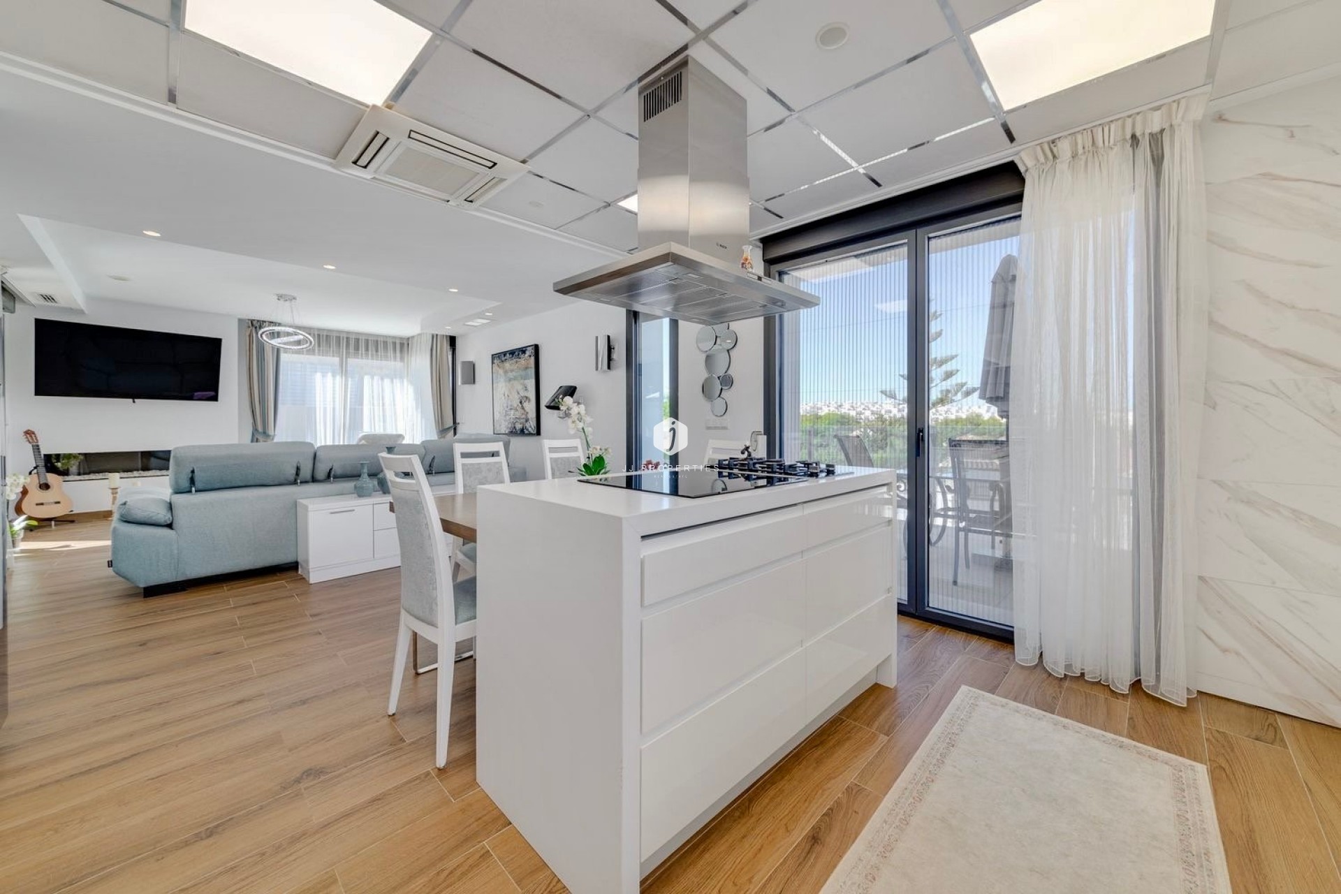 Aus zweiter Hand - Villa -
Torrevieja - Costa Blanca