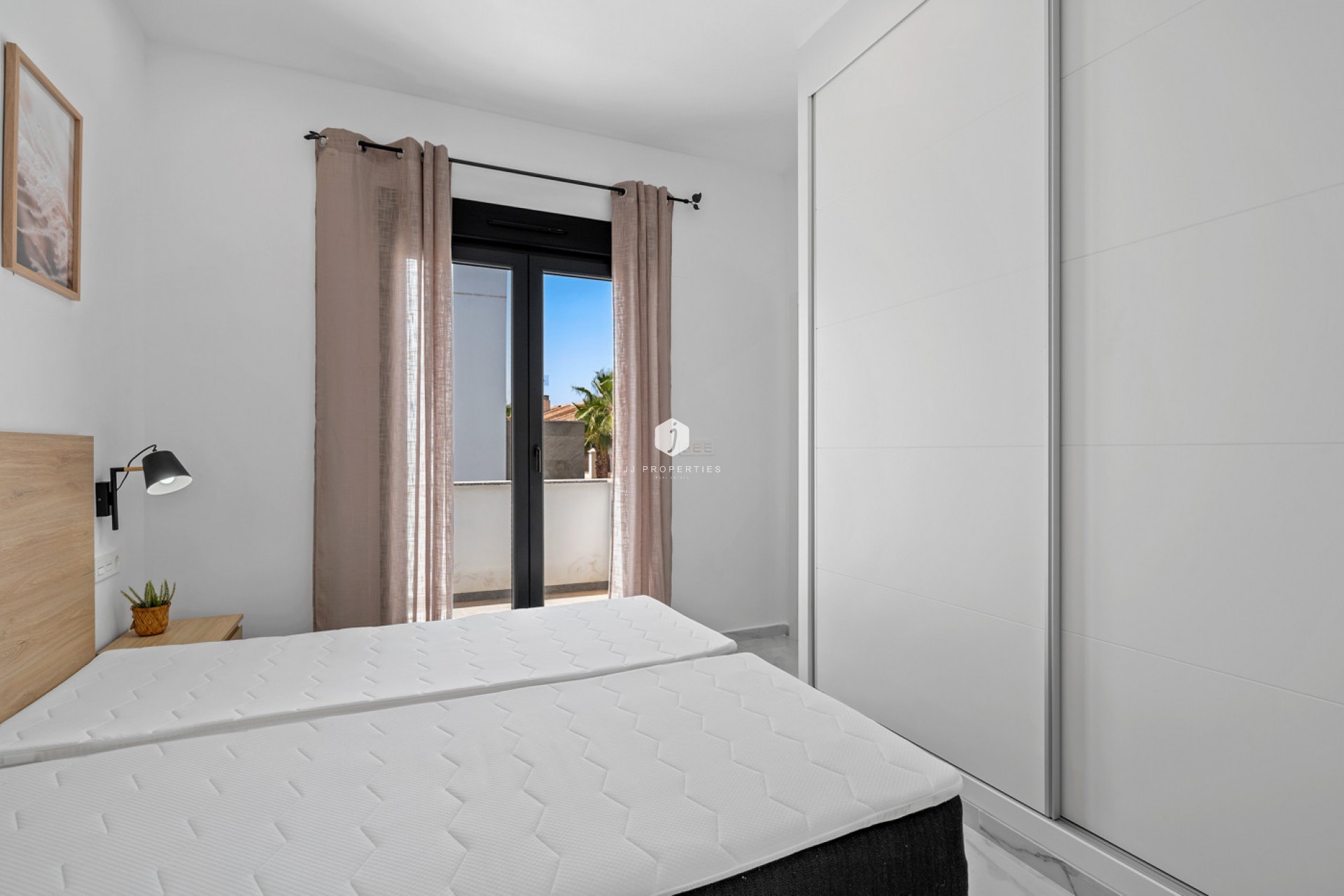 Aus zweiter Hand - Villa -
Torrevieja - Costa Blanca