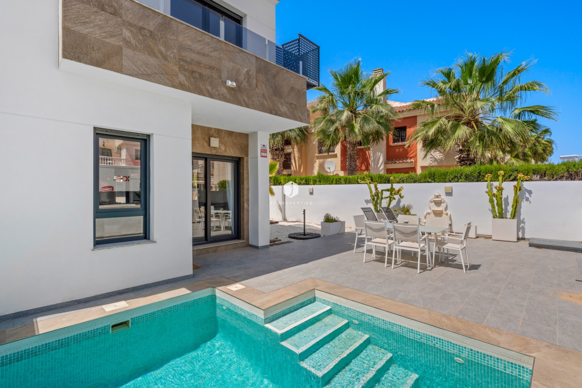 Aus zweiter Hand - Villa -
Torrevieja - Costa Blanca