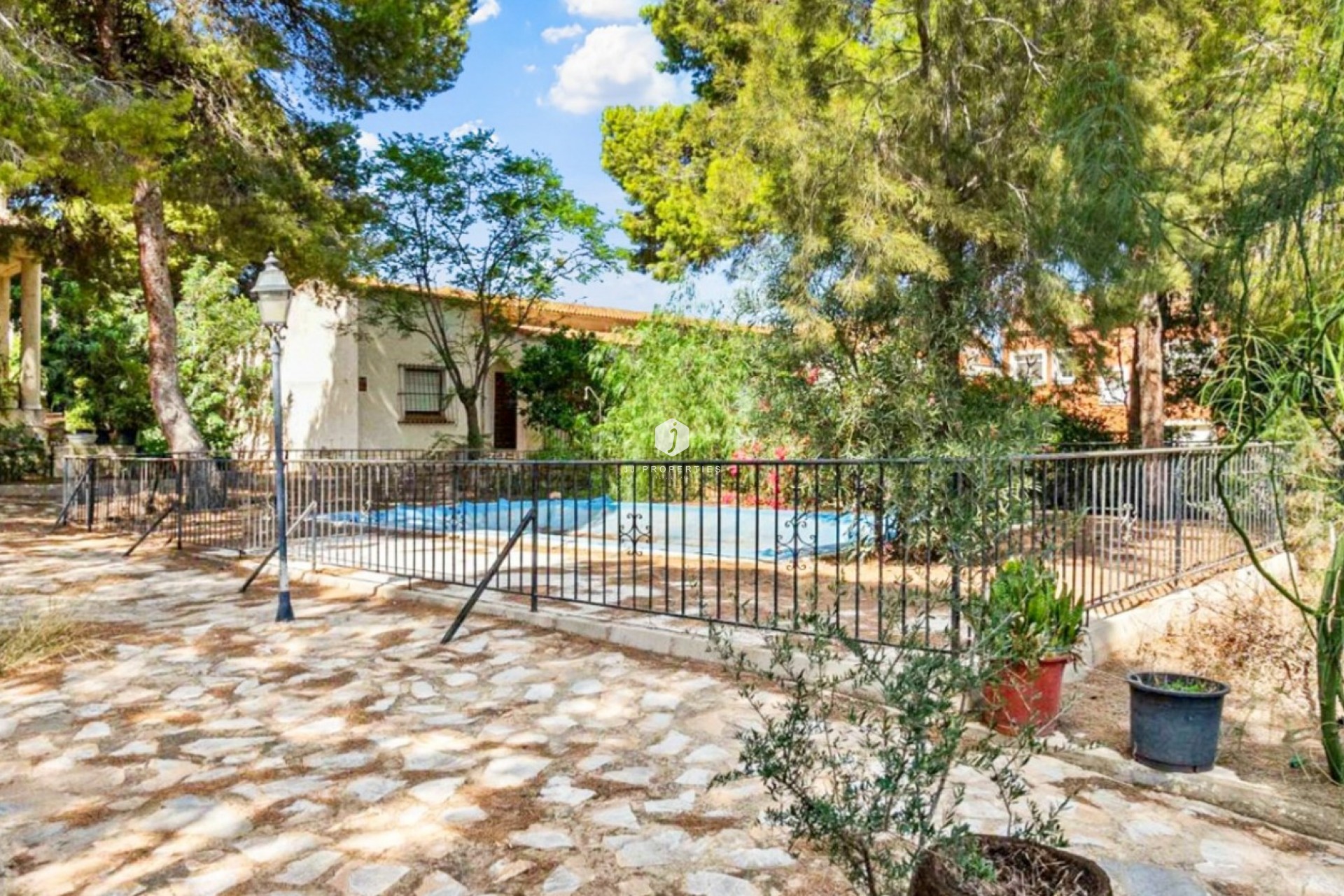 Aus zweiter Hand - Villa -
Torrevieja - Costa Blanca