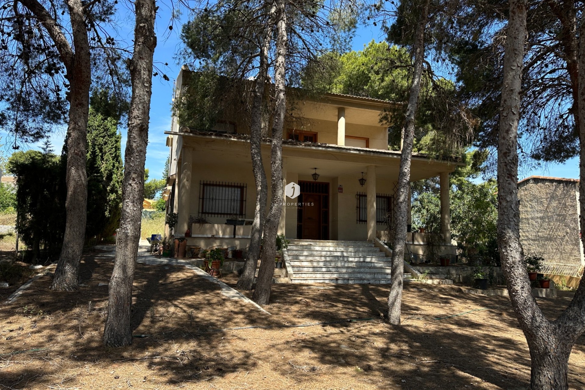 Aus zweiter Hand - Villa -
Torrevieja - Costa Blanca