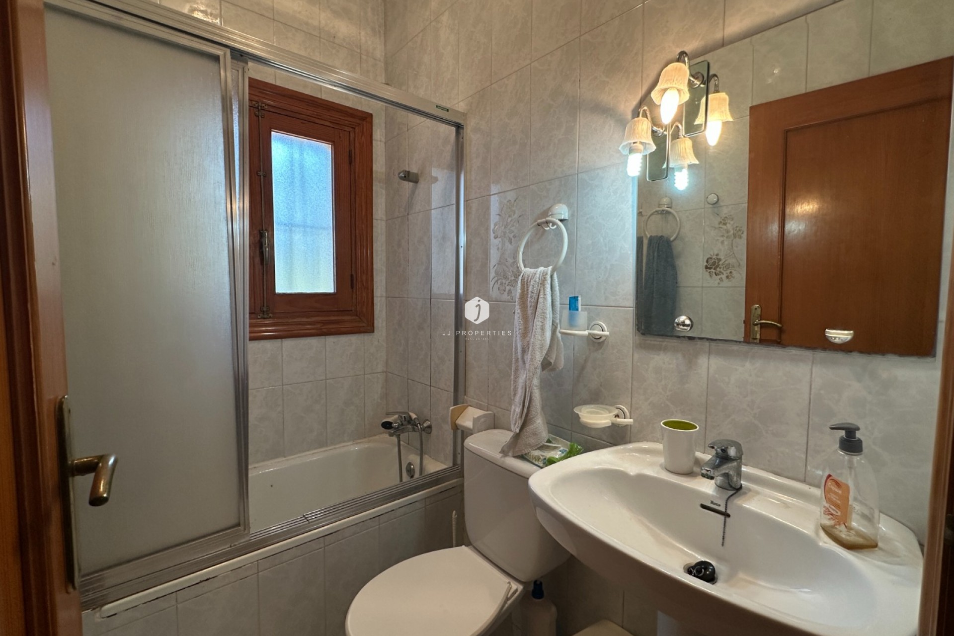 Aus zweiter Hand - Villa -
Torrevieja - Costa Blanca
