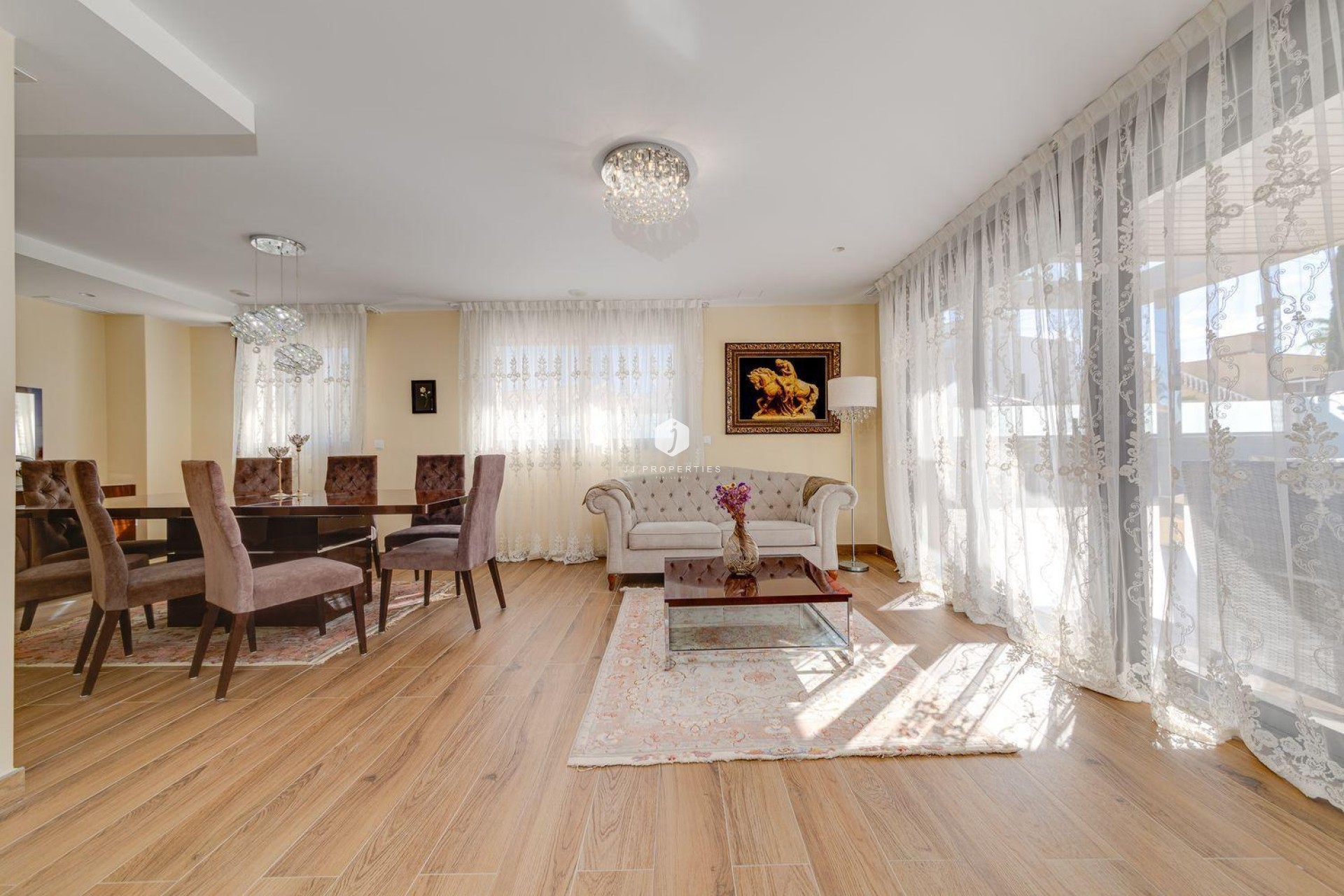 Aus zweiter Hand - Villa -
Torrevieja - Costa Blanca
