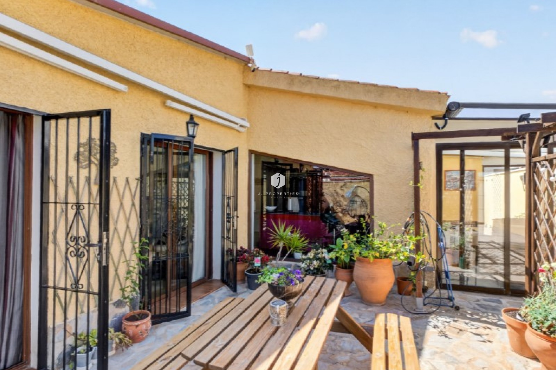 Aus zweiter Hand - Villa -
Torrevieja - Costa Blanca