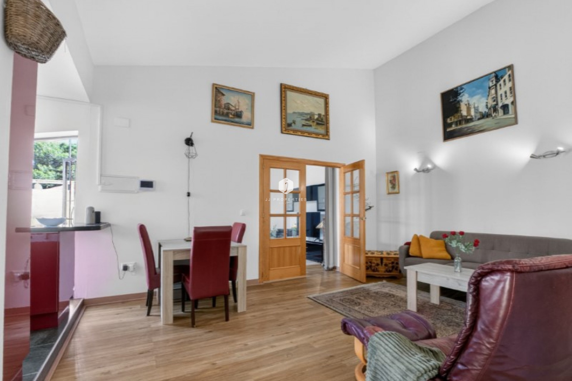 Aus zweiter Hand - Villa -
Torrevieja - Costa Blanca