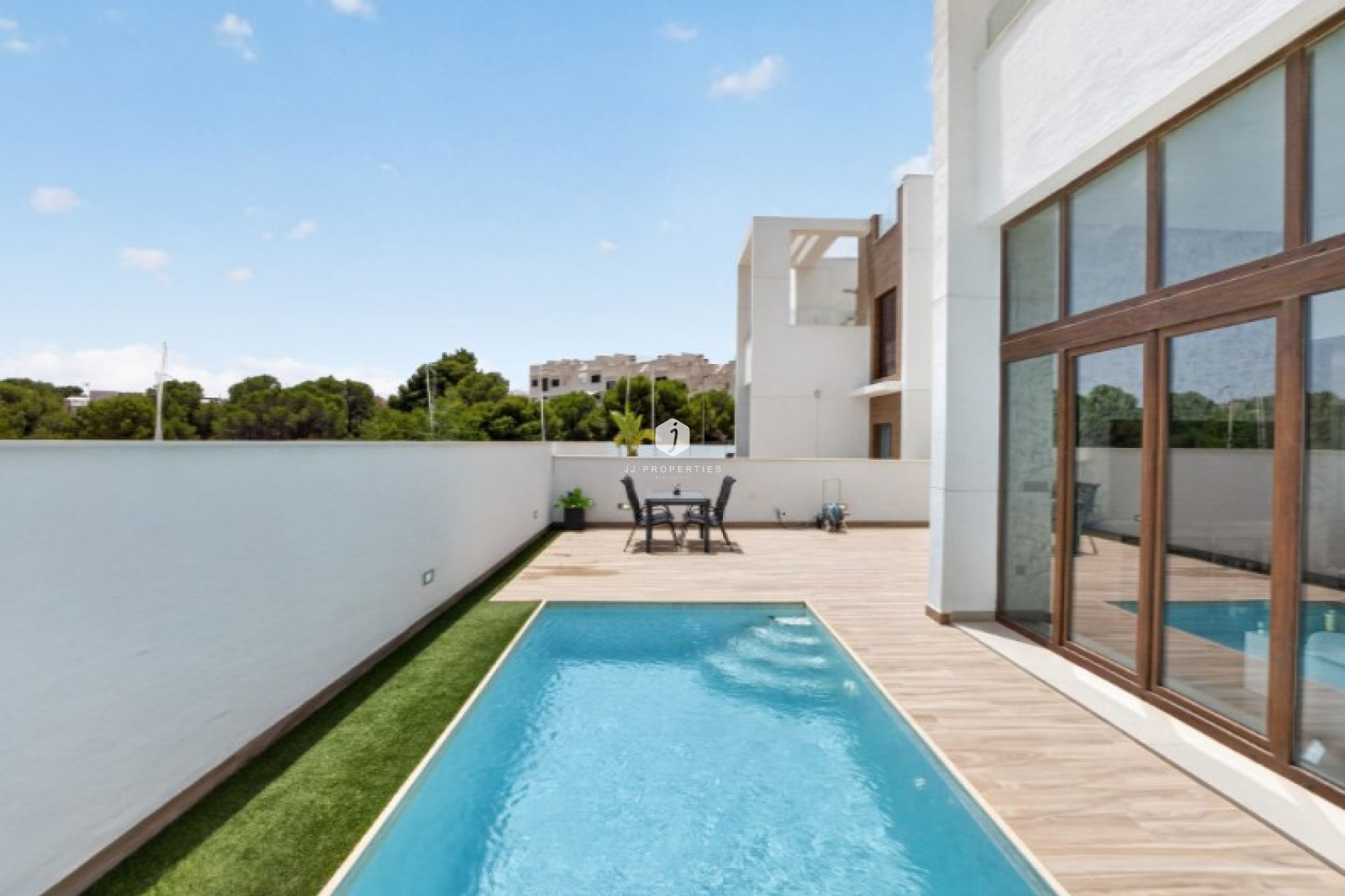 Aus zweiter Hand - Villa -
Torrevieja - Costa Blanca