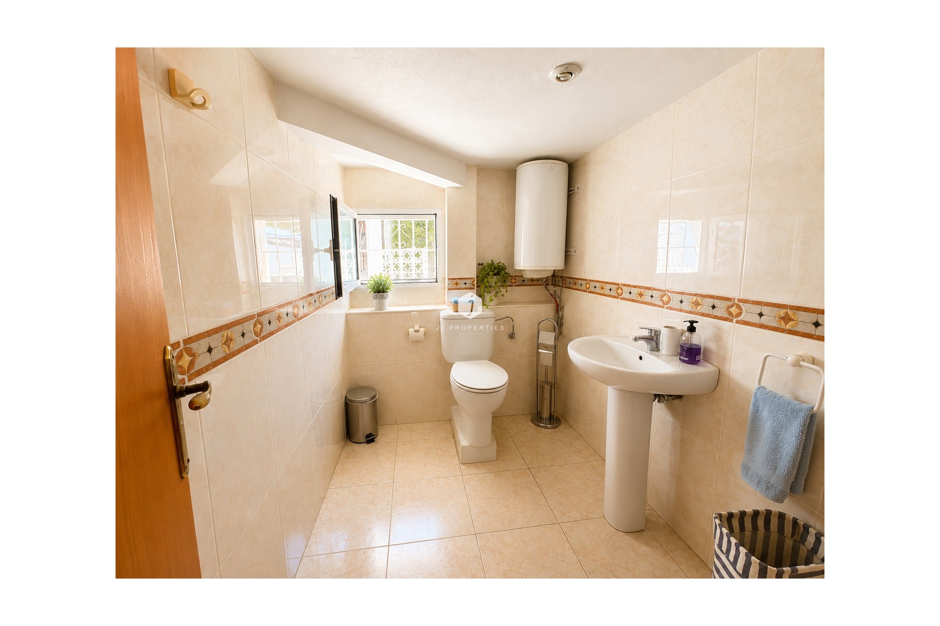 Aus zweiter Hand - Villa -
Torrevieja - Costa Blanca