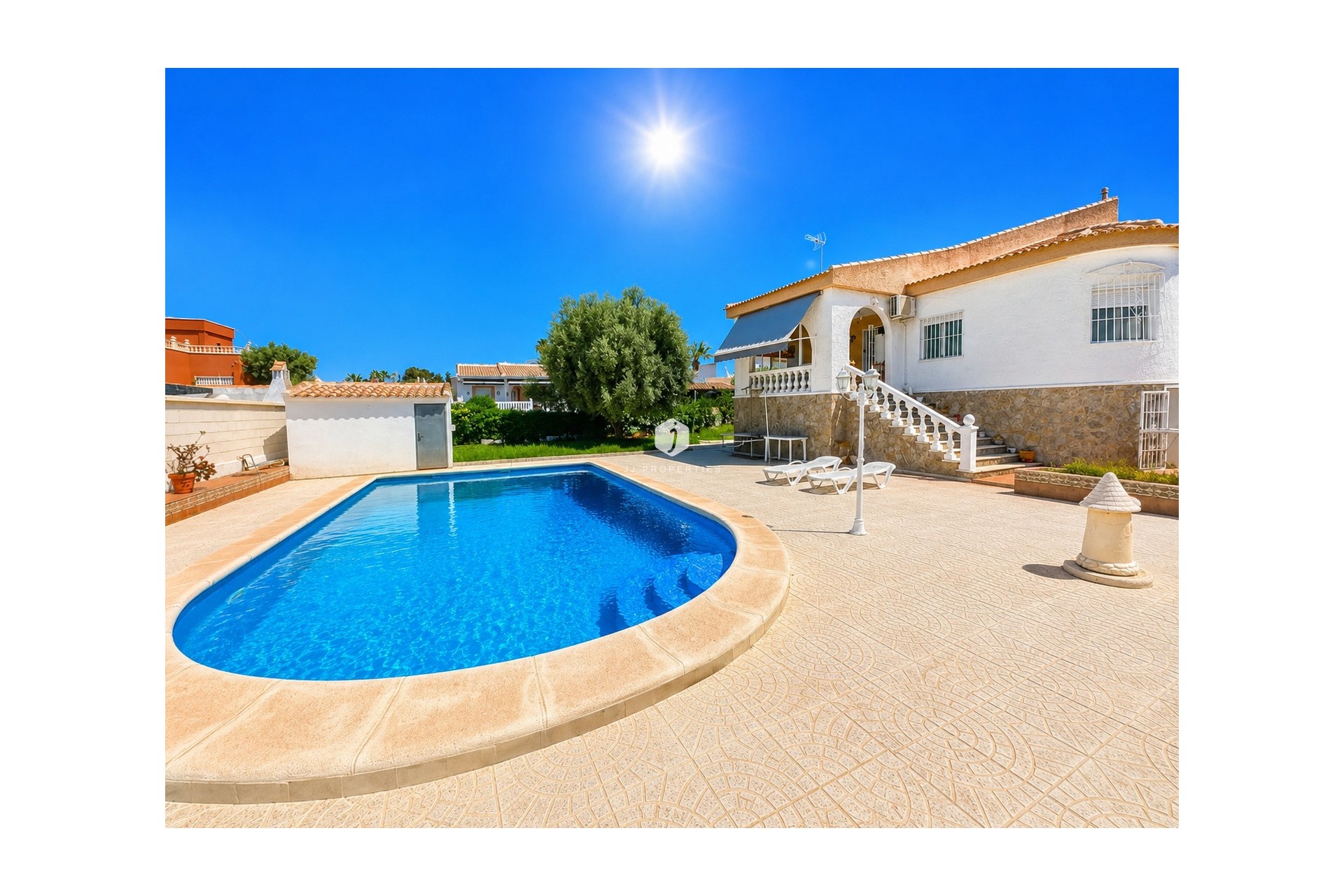 Aus zweiter Hand - Villa -
Torrevieja - Costa Blanca
