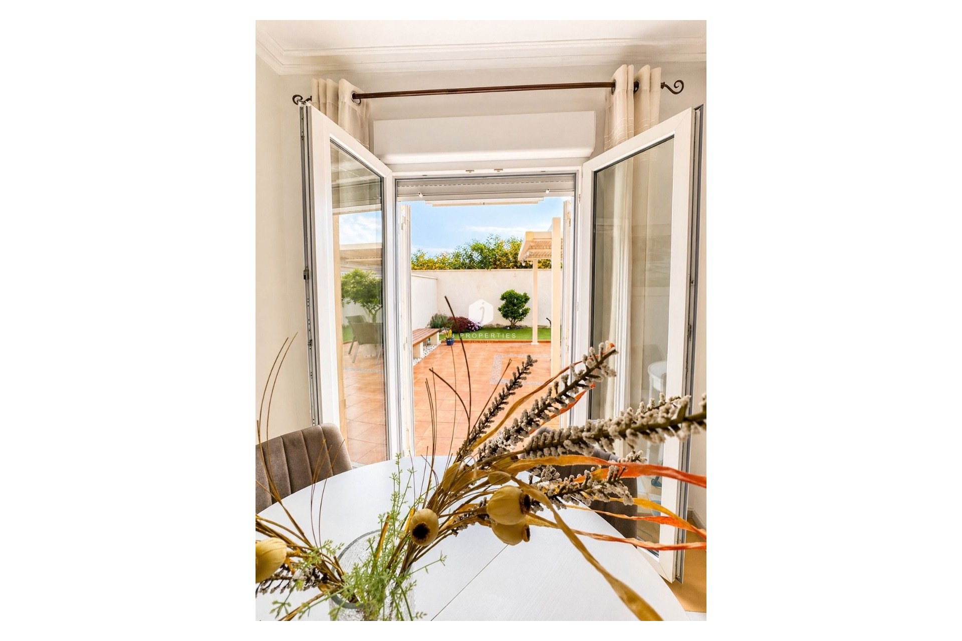 Aus zweiter Hand - Villa -
Torrevieja - Costa Blanca