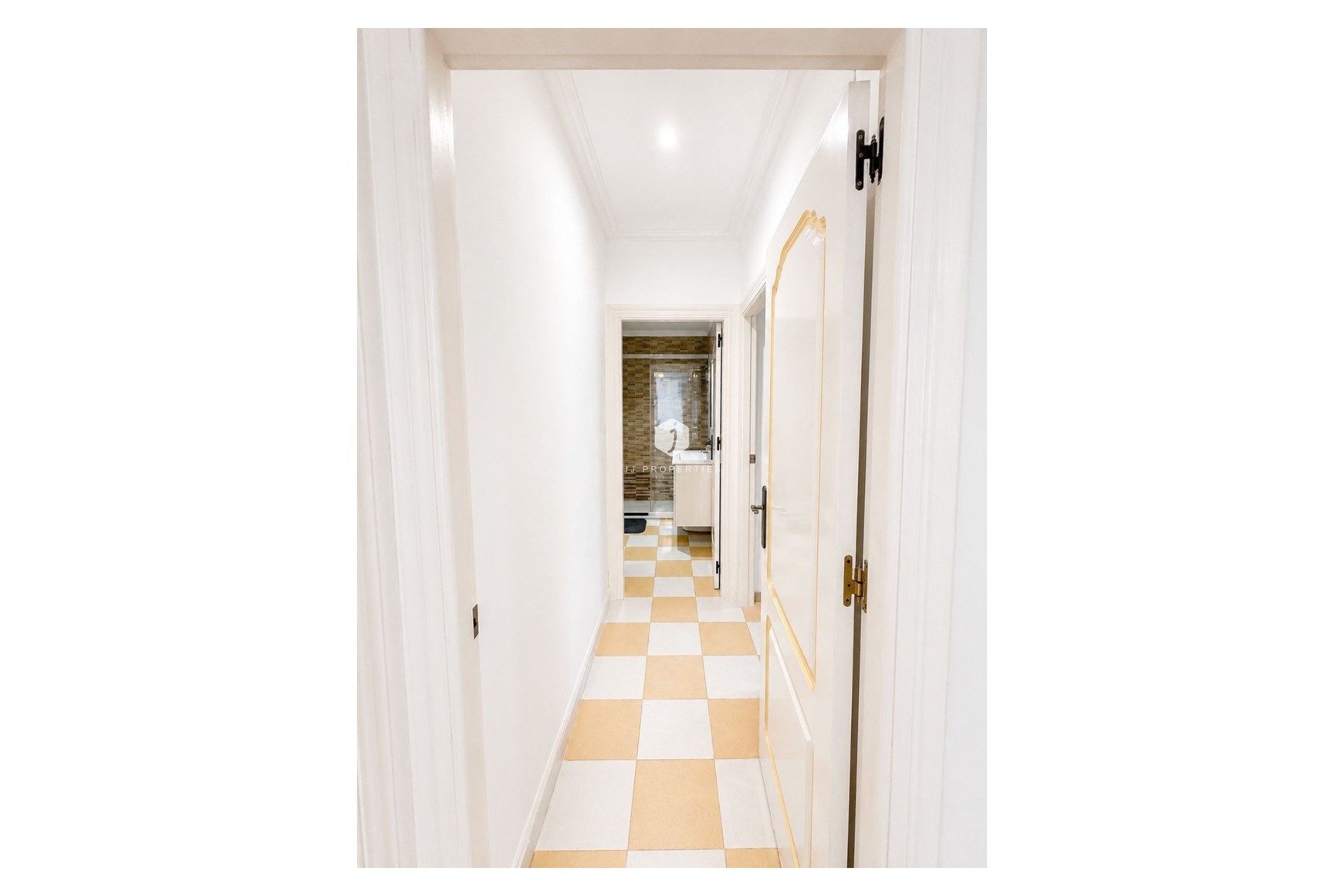 Aus zweiter Hand - Villa -
Torrevieja - Costa Blanca