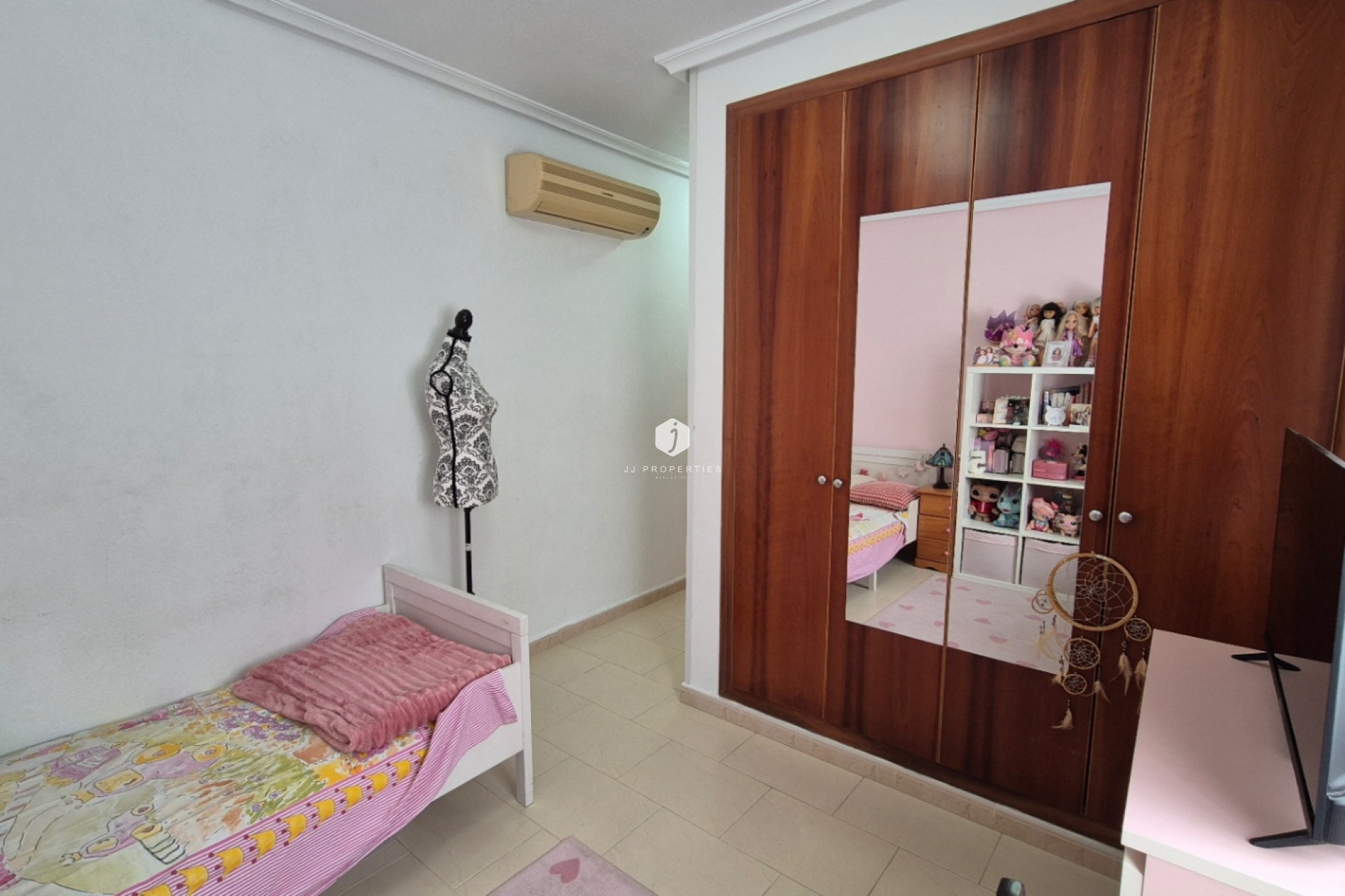 Aus zweiter Hand - Villa -
Torrevieja - Costa Blanca