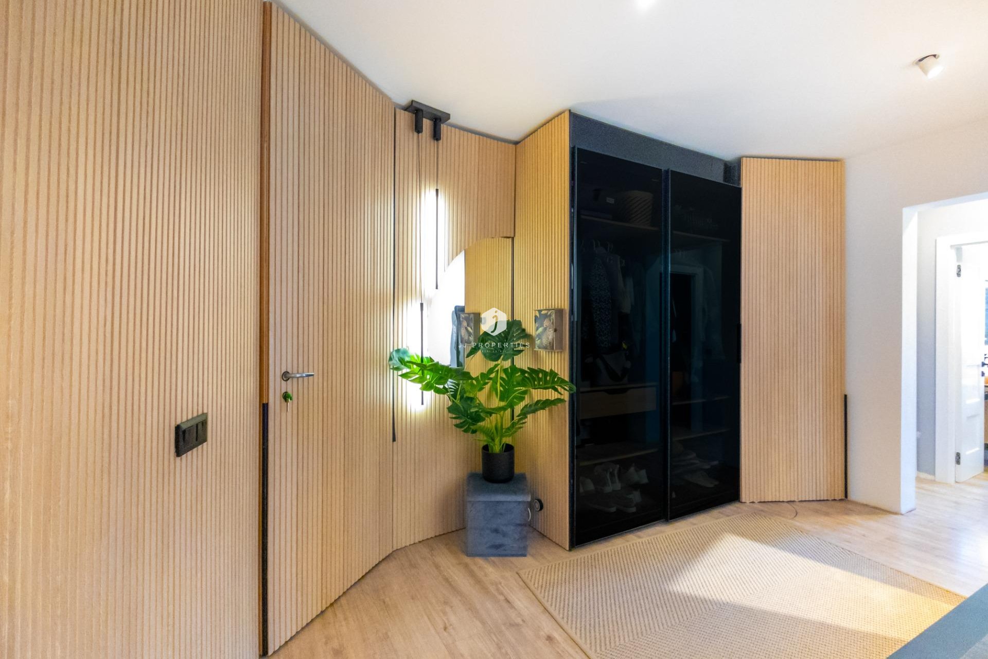 Aus zweiter Hand - Villa -
Torrevieja - El chaparral