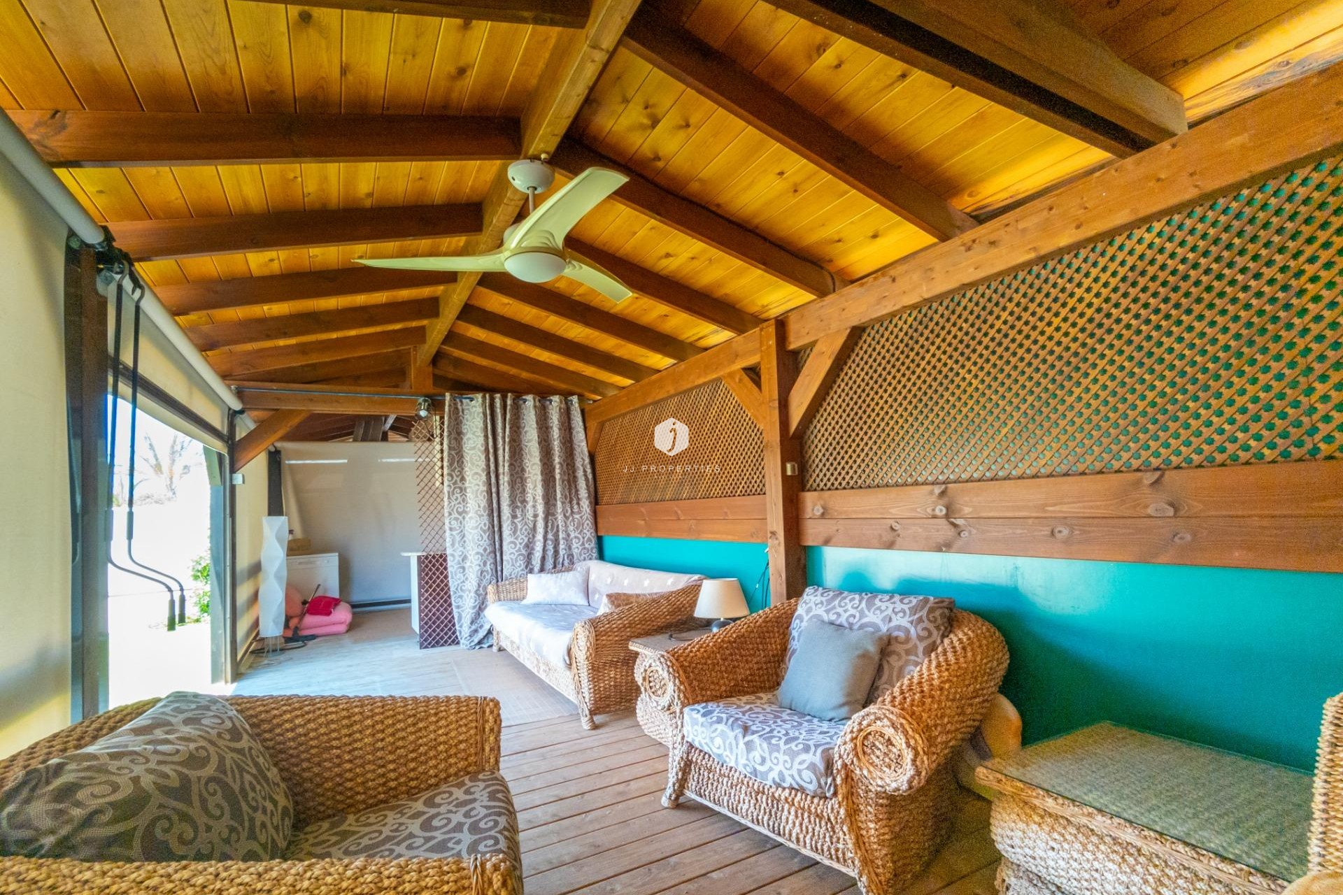 Aus zweiter Hand - Villa -
Torrevieja - El chaparral