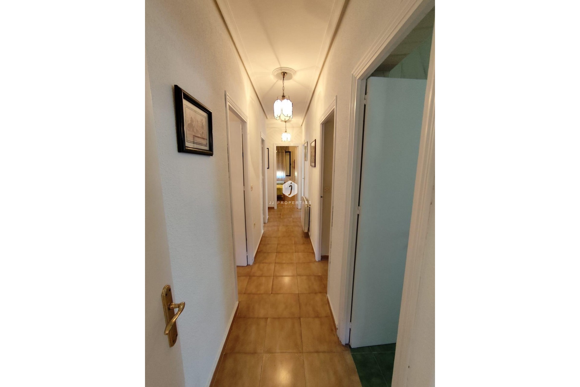 Aus zweiter Hand - Villa -
Torrevieja - Estacion de autobuses