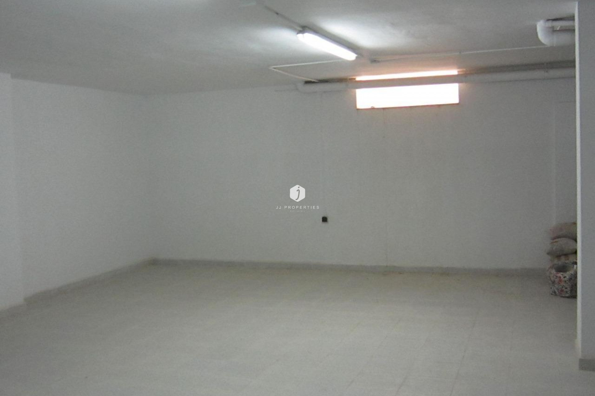 Aus zweiter Hand - Villa -
Torrevieja - La Mata