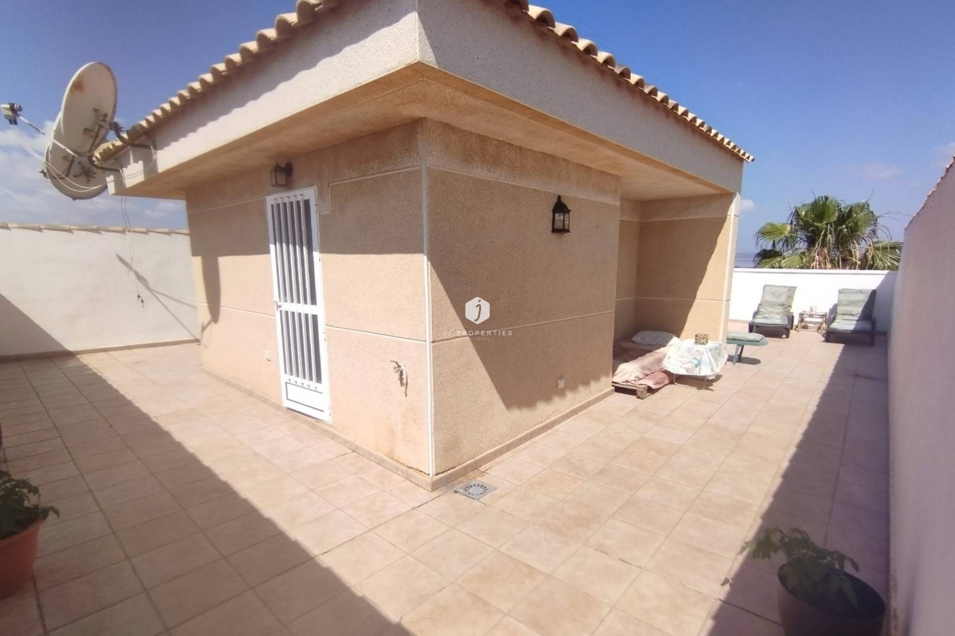 Aus zweiter Hand - Villa -
Torrevieja - La Siesta - El Salado - Torreta