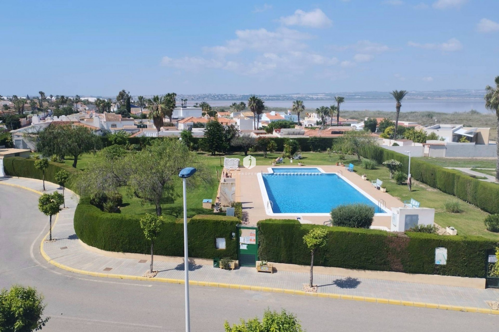 Aus zweiter Hand - Villa -
Torrevieja - La Siesta - El Salado - Torreta