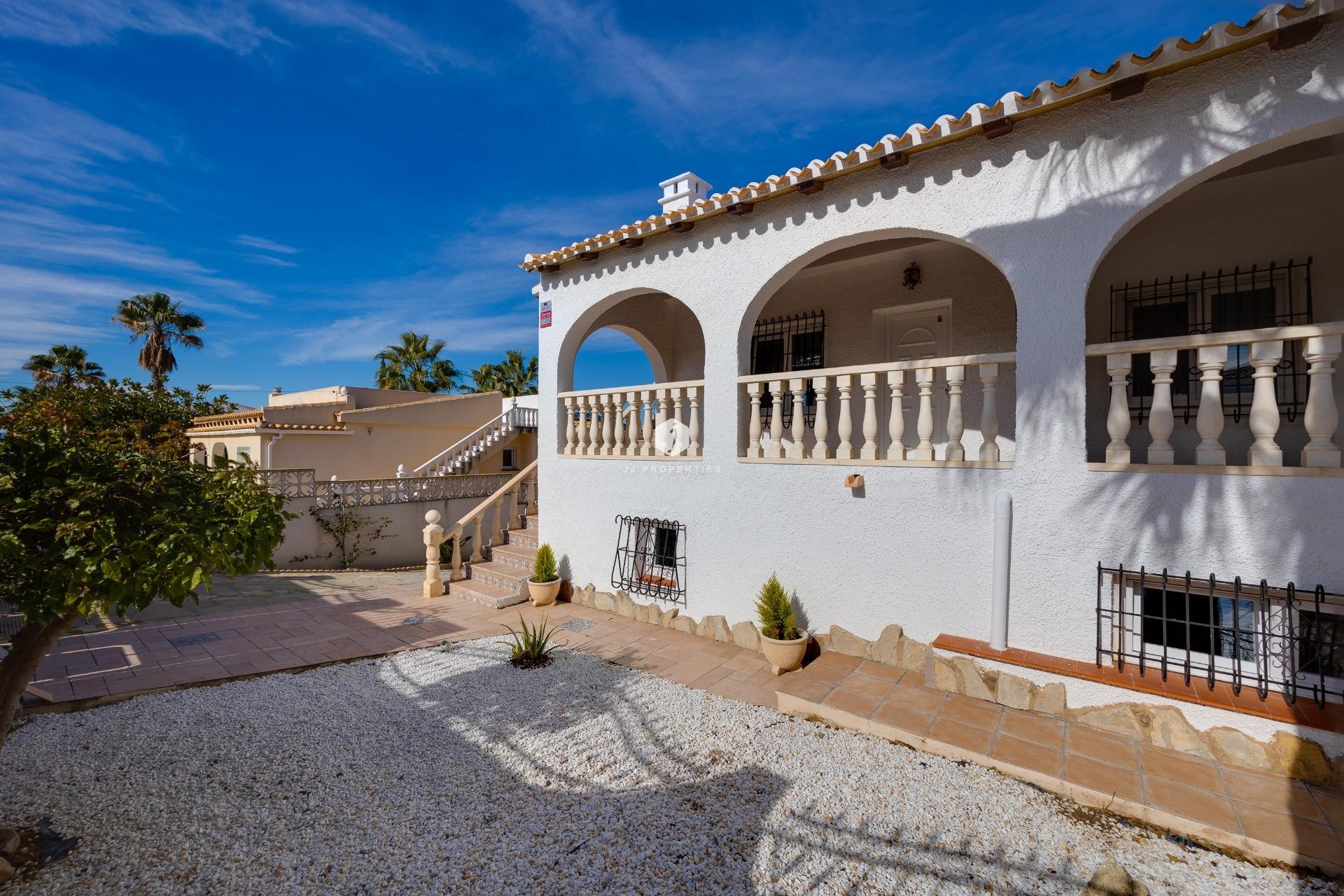 Aus zweiter Hand - Villa -
Torrevieja - La Siesta - El Salado - Torreta