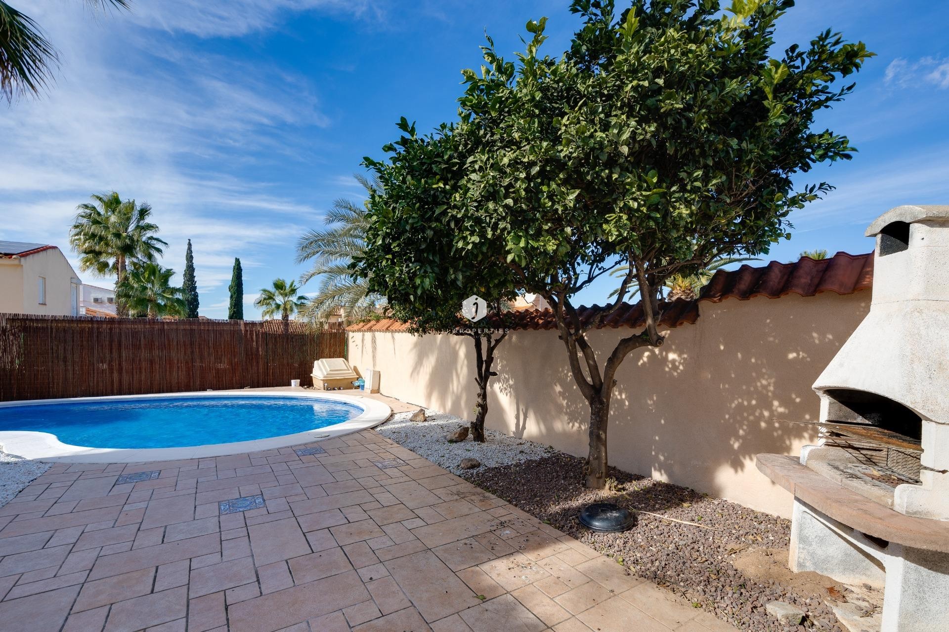 Aus zweiter Hand - Villa -
Torrevieja - La Siesta - El Salado - Torreta