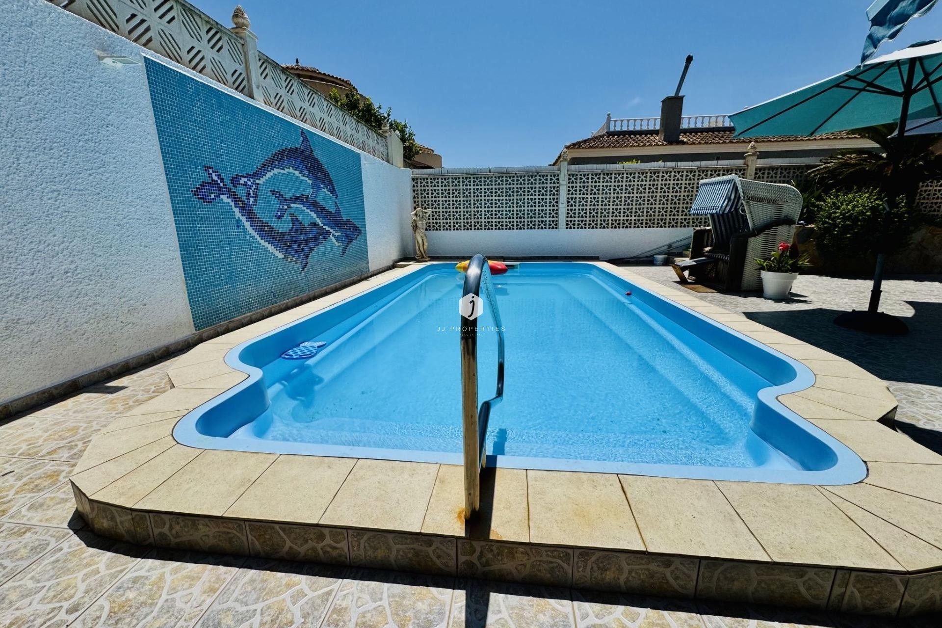 Aus zweiter Hand - Villa -
Torrevieja - La Siesta - El Salado - Torreta