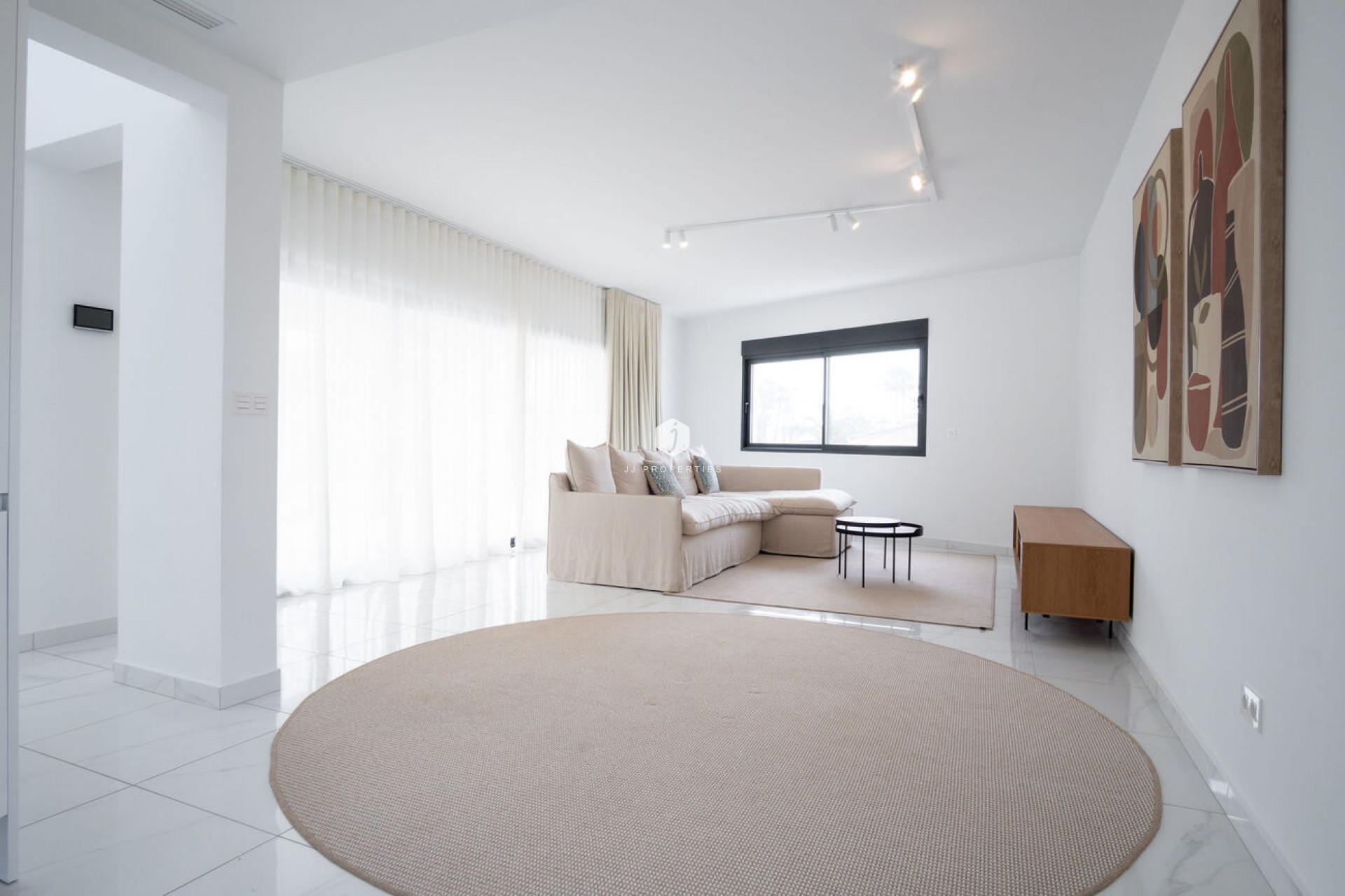 Aus zweiter Hand - Villa -
Torrevieja - La Valeta