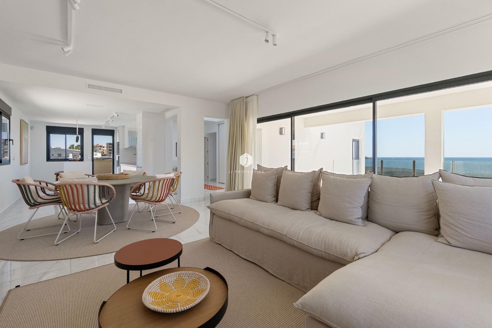 Aus zweiter Hand - Villa -
Torrevieja - La veleta