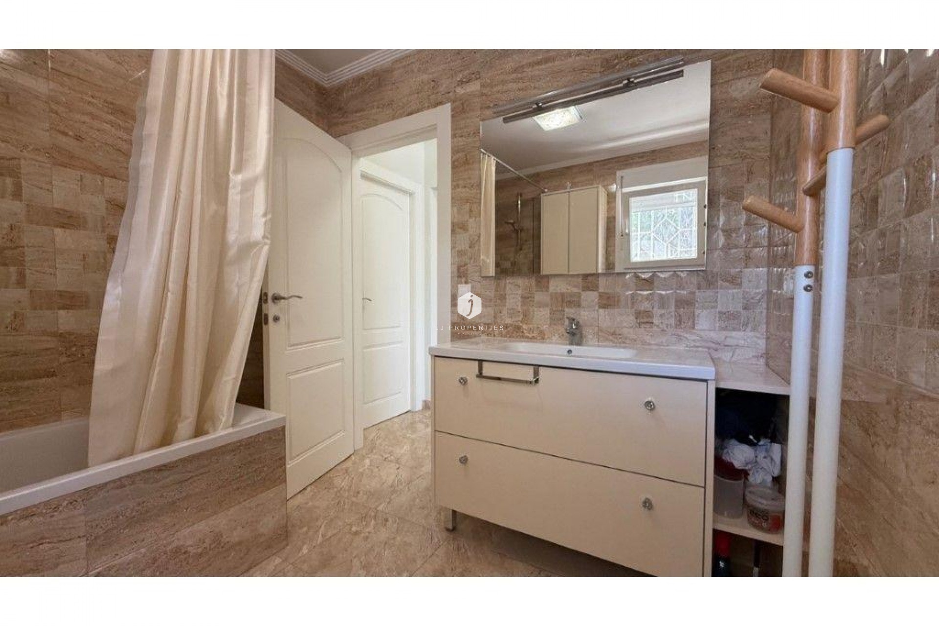 Aus zweiter Hand - Villa -
Torrevieja - Los Balcones - Los Altos del Edén