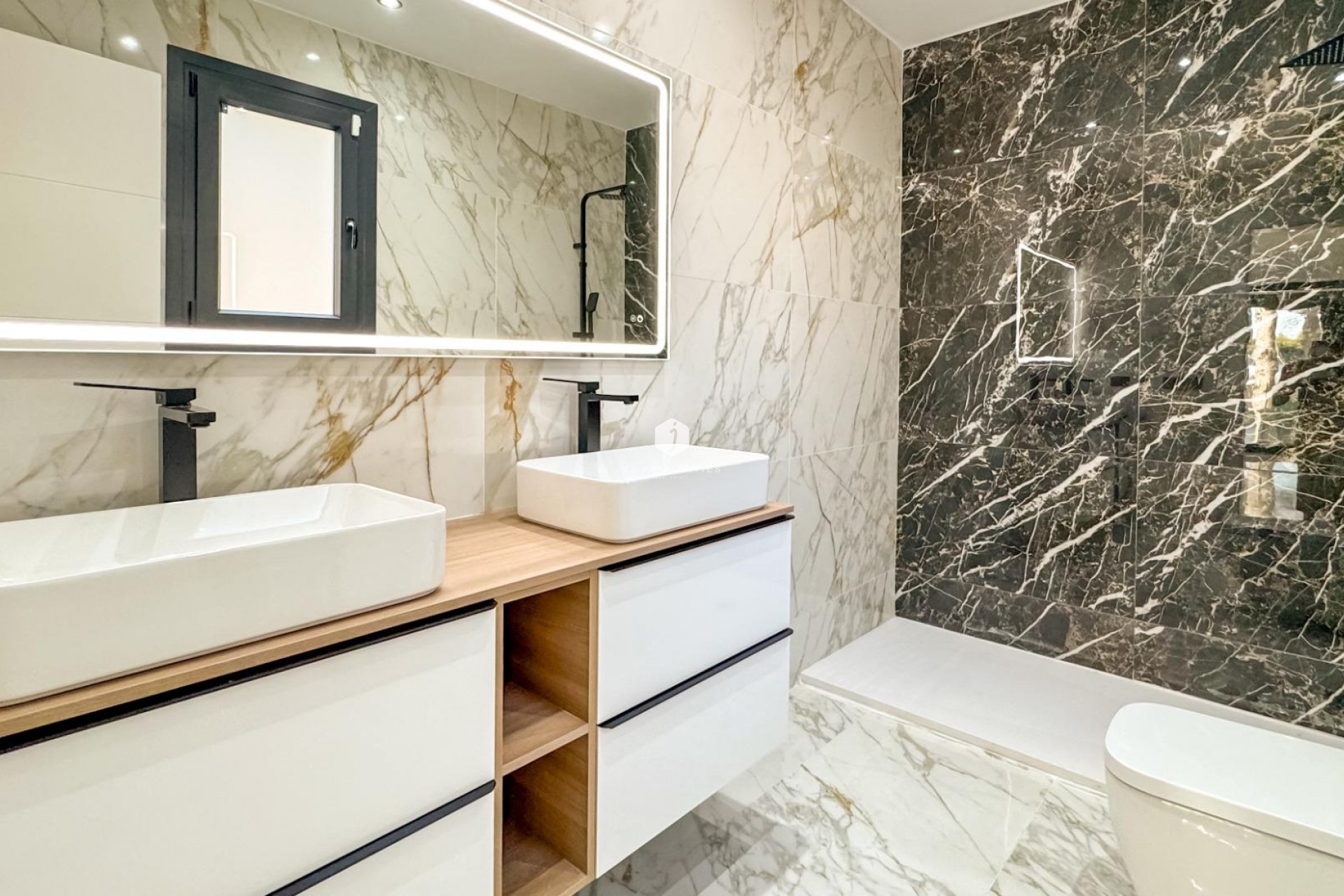 Aus zweiter Hand - Villa -
Torrevieja - Los Balcones - Los Altos del Edén