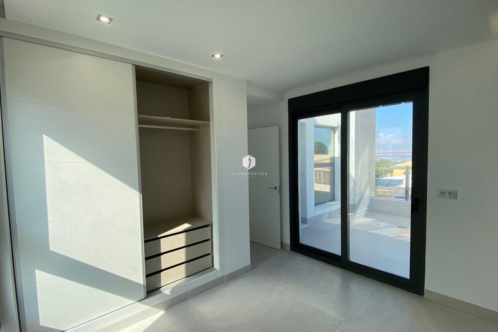 Aus zweiter Hand - Villa -
Torrevieja - Los Balcones