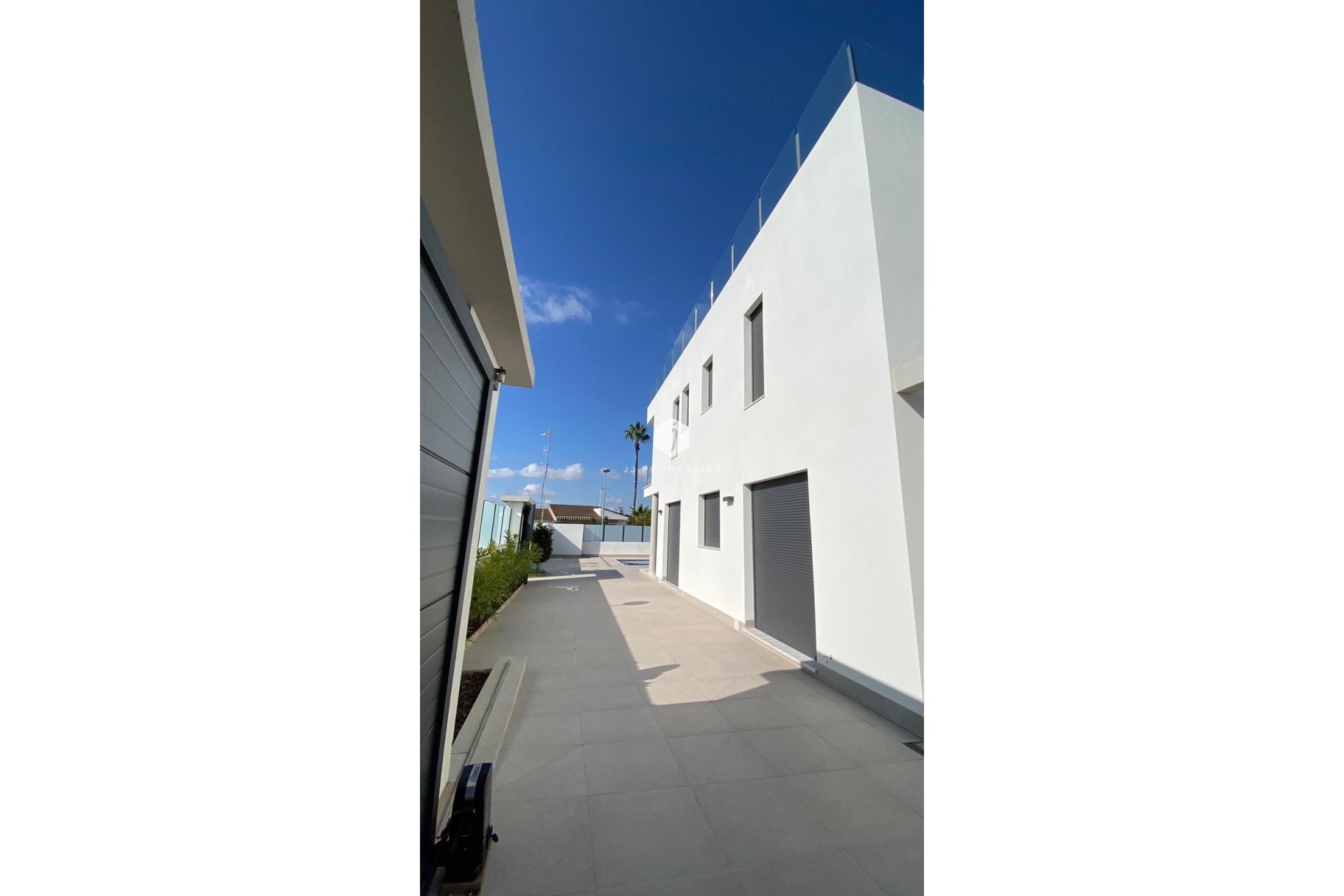 Aus zweiter Hand - Villa -
Torrevieja - Los Balcones