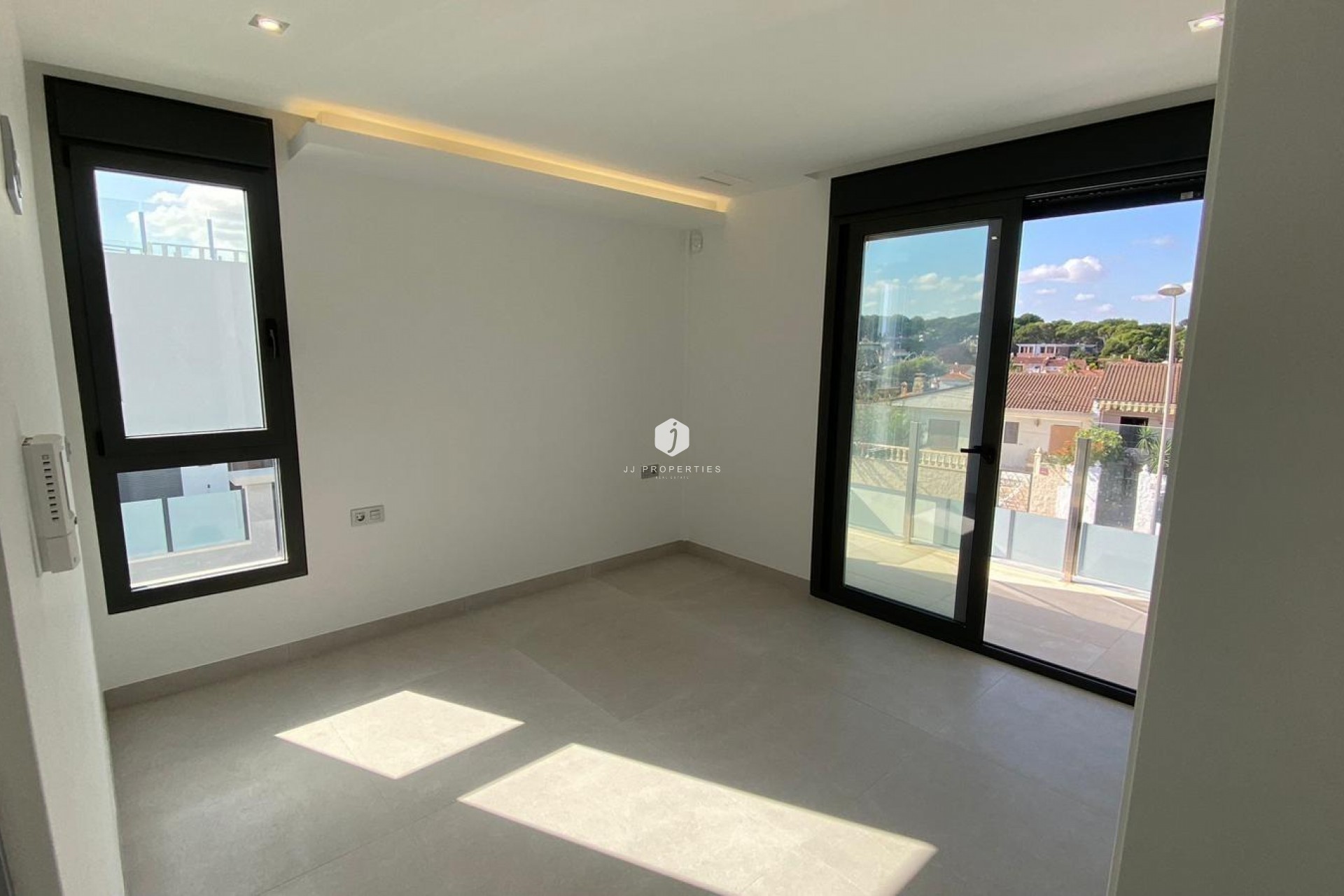 Aus zweiter Hand - Villa -
Torrevieja - Los Balcones