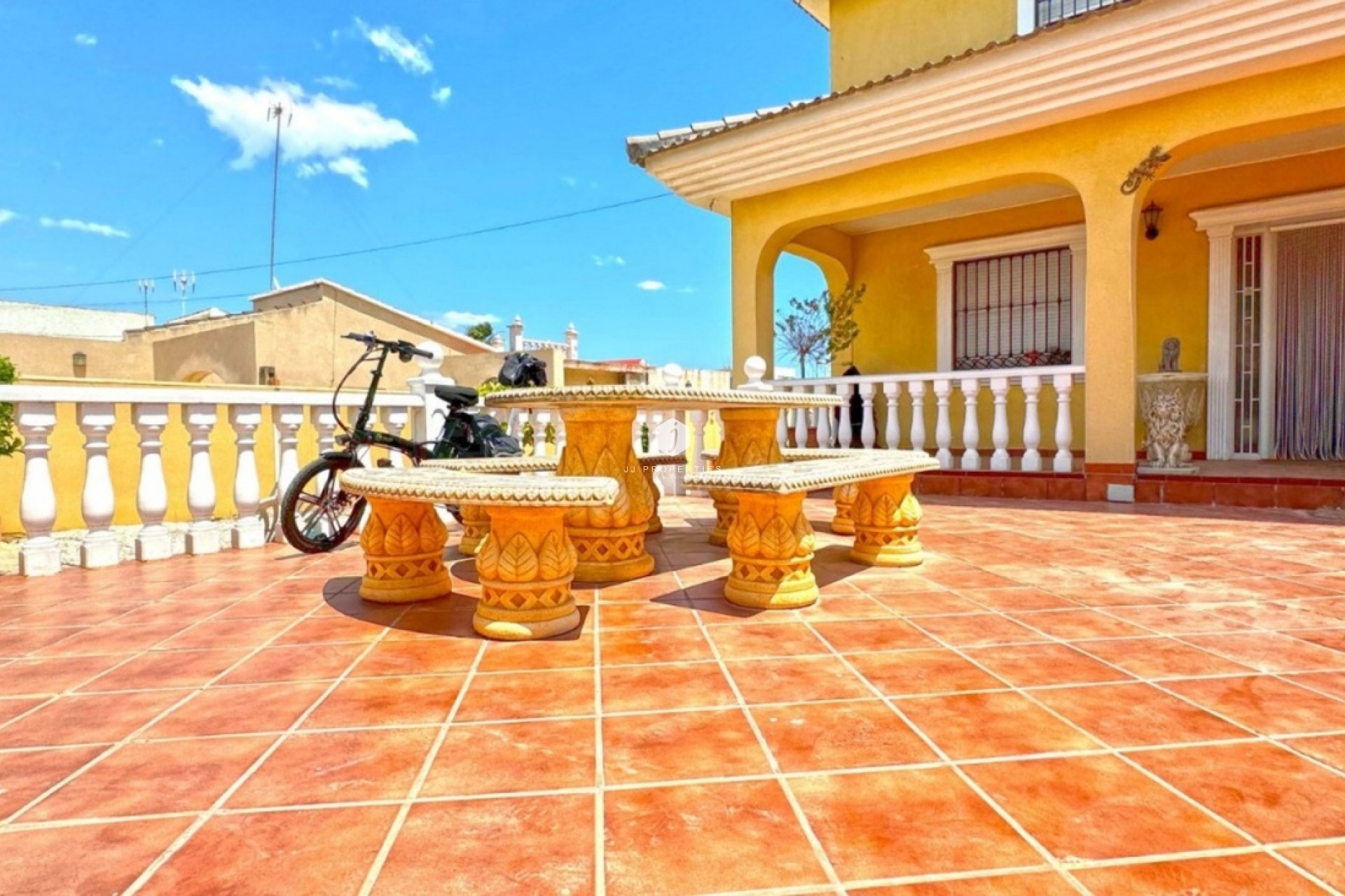 Aus zweiter Hand - Villa -
Torrevieja - Los Balcones