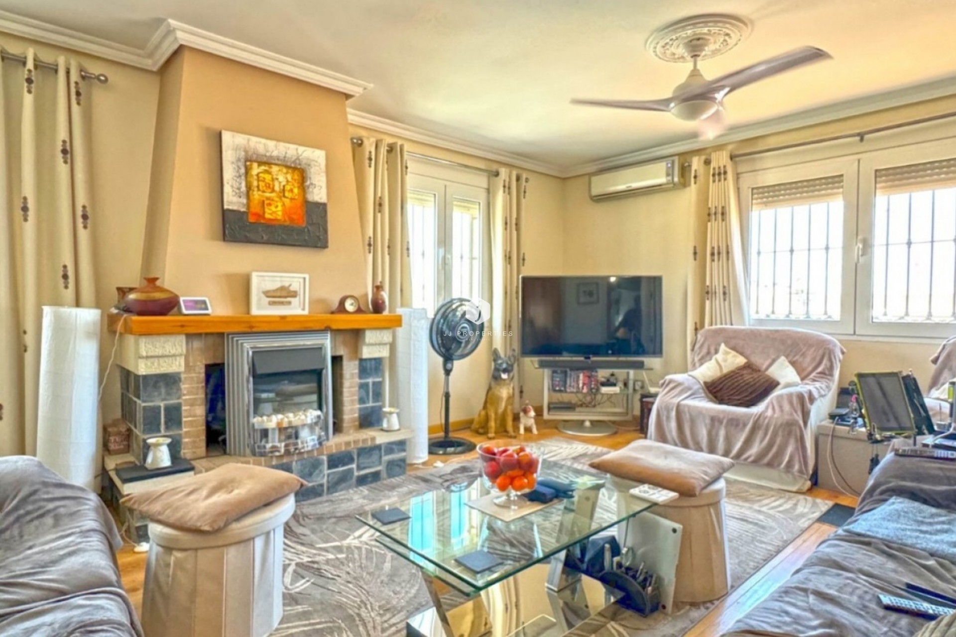 Aus zweiter Hand - Villa -
Torrevieja - Los Balcones