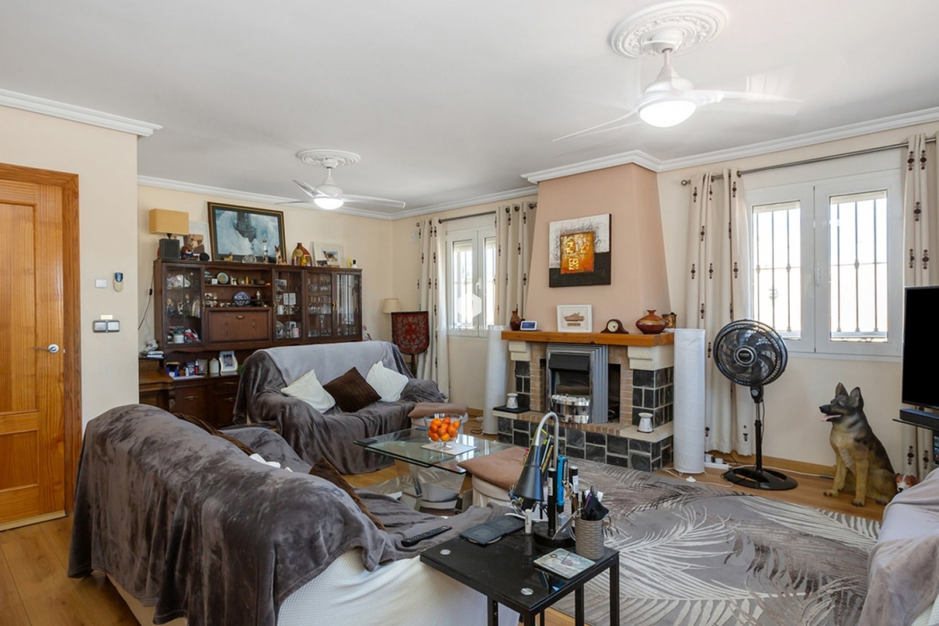 Aus zweiter Hand - Villa -
Torrevieja - Los Balcones