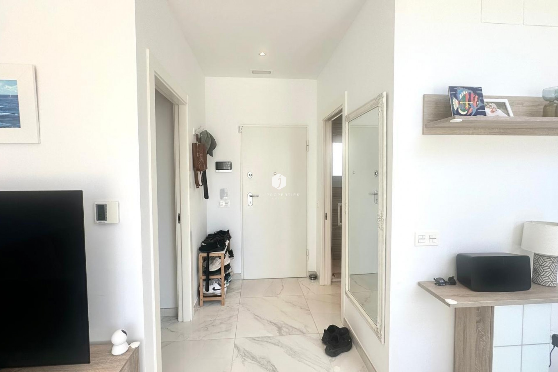 Aus zweiter Hand - Villa -
Torrevieja - Miramar - Torre Del Moro