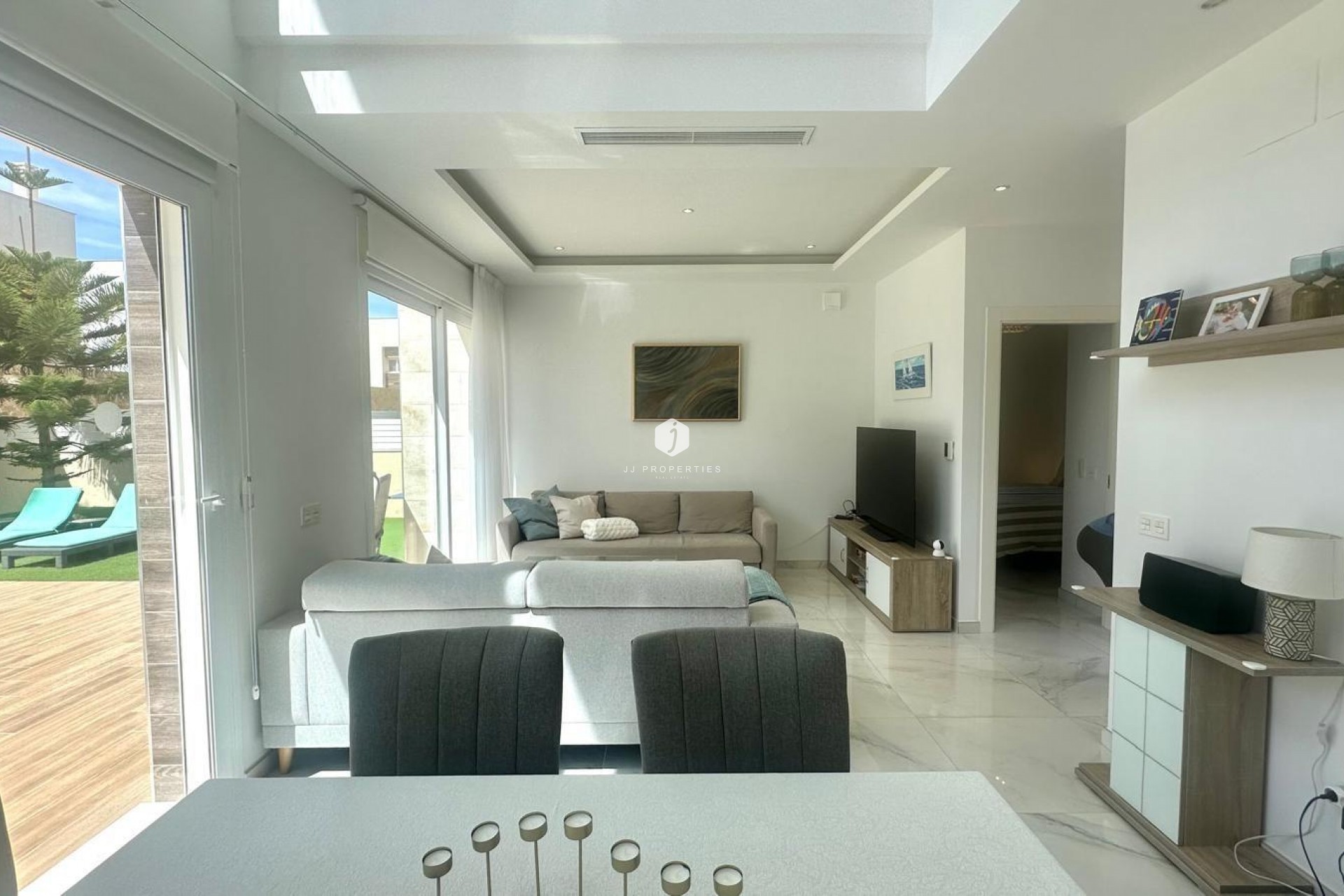 Aus zweiter Hand - Villa -
Torrevieja - Miramar - Torre Del Moro