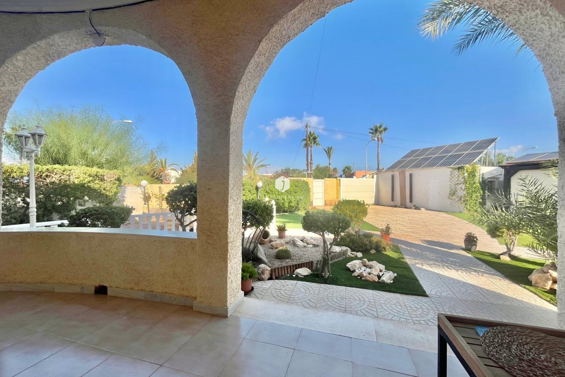 Aus zweiter Hand - Villa -
Torrevieja - San luis