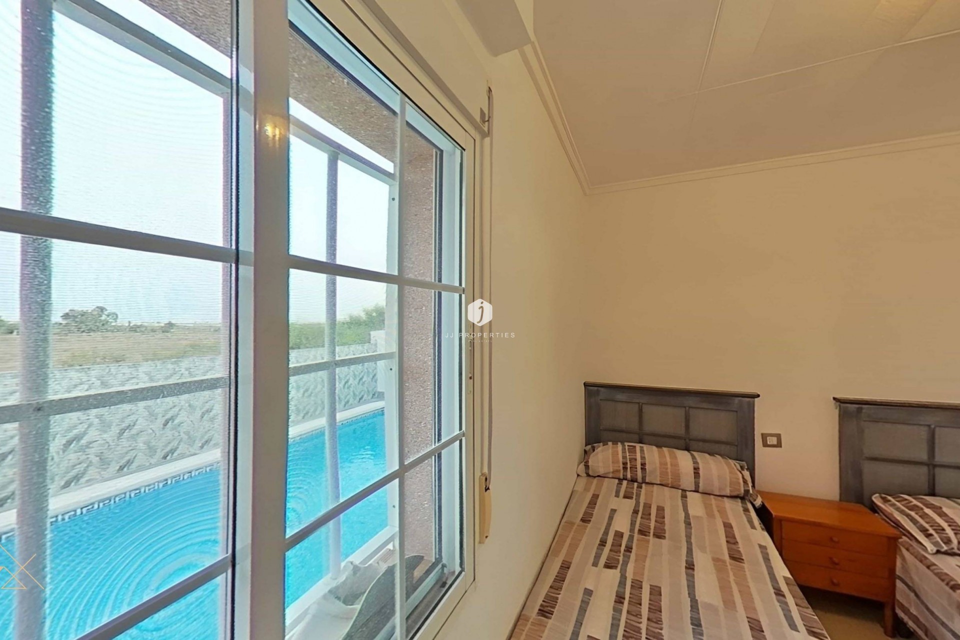 Aus zweiter Hand - Villa -
Torrevieja - San luis