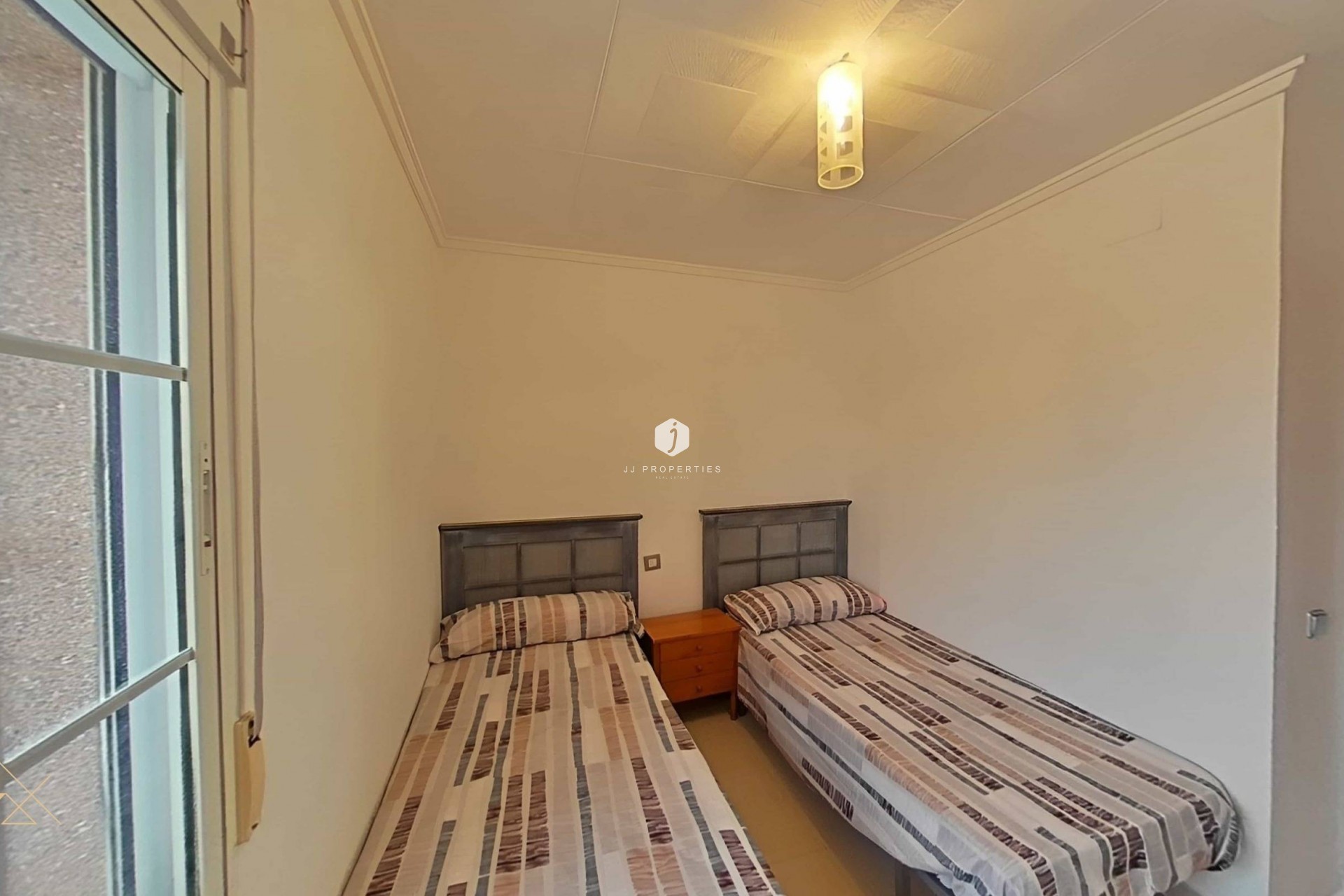 Aus zweiter Hand - Villa -
Torrevieja - San luis