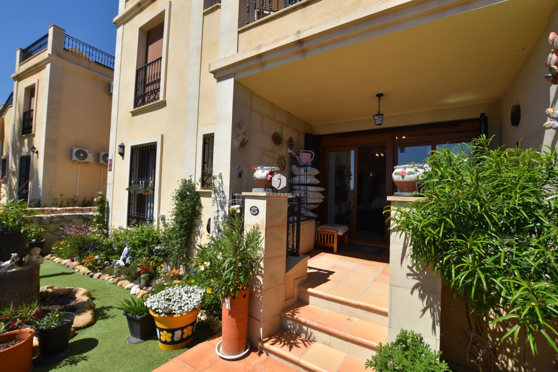 Aus zweiter Hand - Wohnung -
Algorfa - Inland