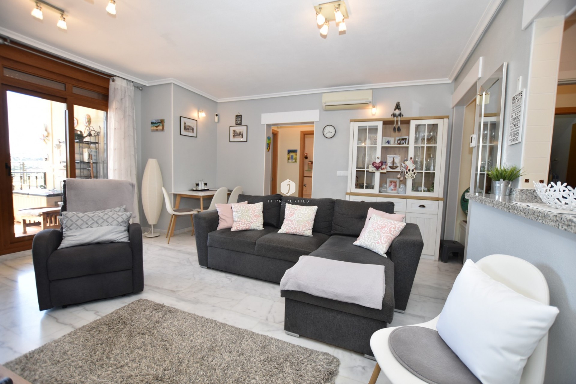 Aus zweiter Hand - Wohnung -
Algorfa - Inland