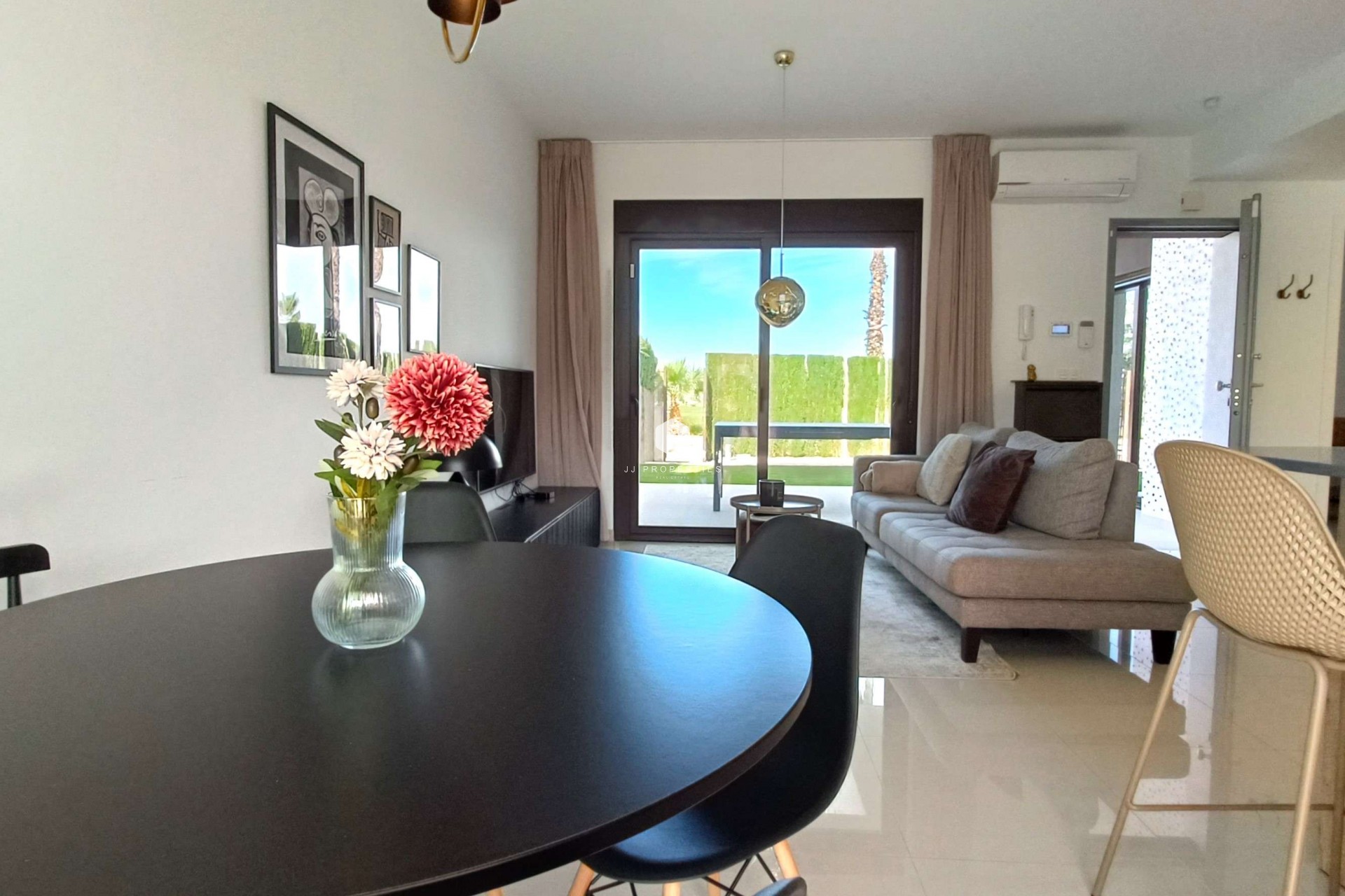 Aus zweiter Hand - Wohnung -
Algorfa - Inland