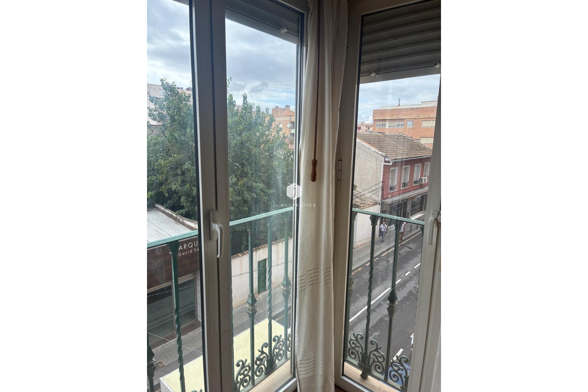 Aus zweiter Hand - Wohnung -
Almoradí - centro