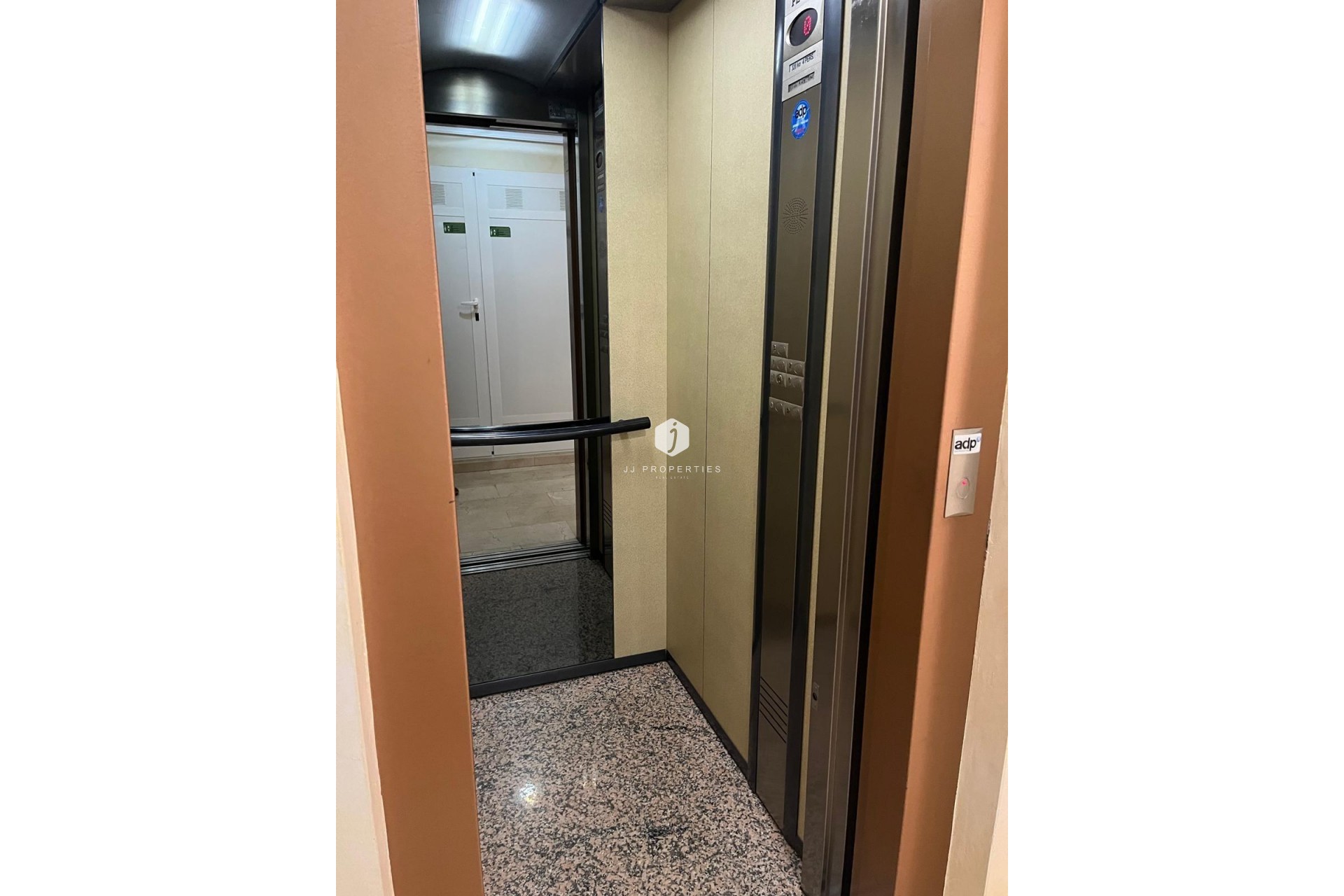 Aus zweiter Hand - Wohnung -
Almoradí