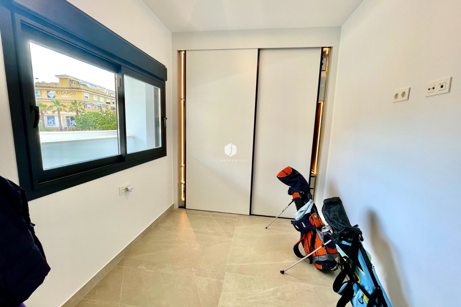 Aus zweiter Hand - Wohnung -
Benijofar - Costa Blanca