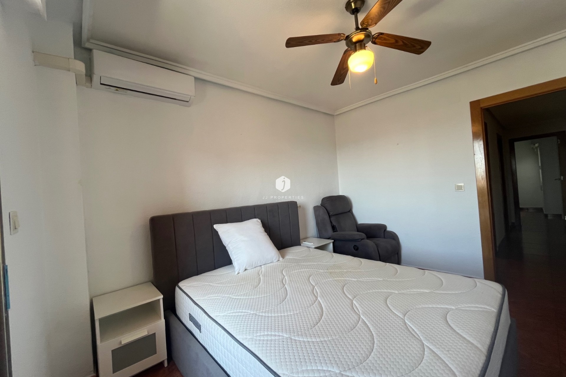 Aus zweiter Hand - Wohnung -
Benijofar - Costa Blanca