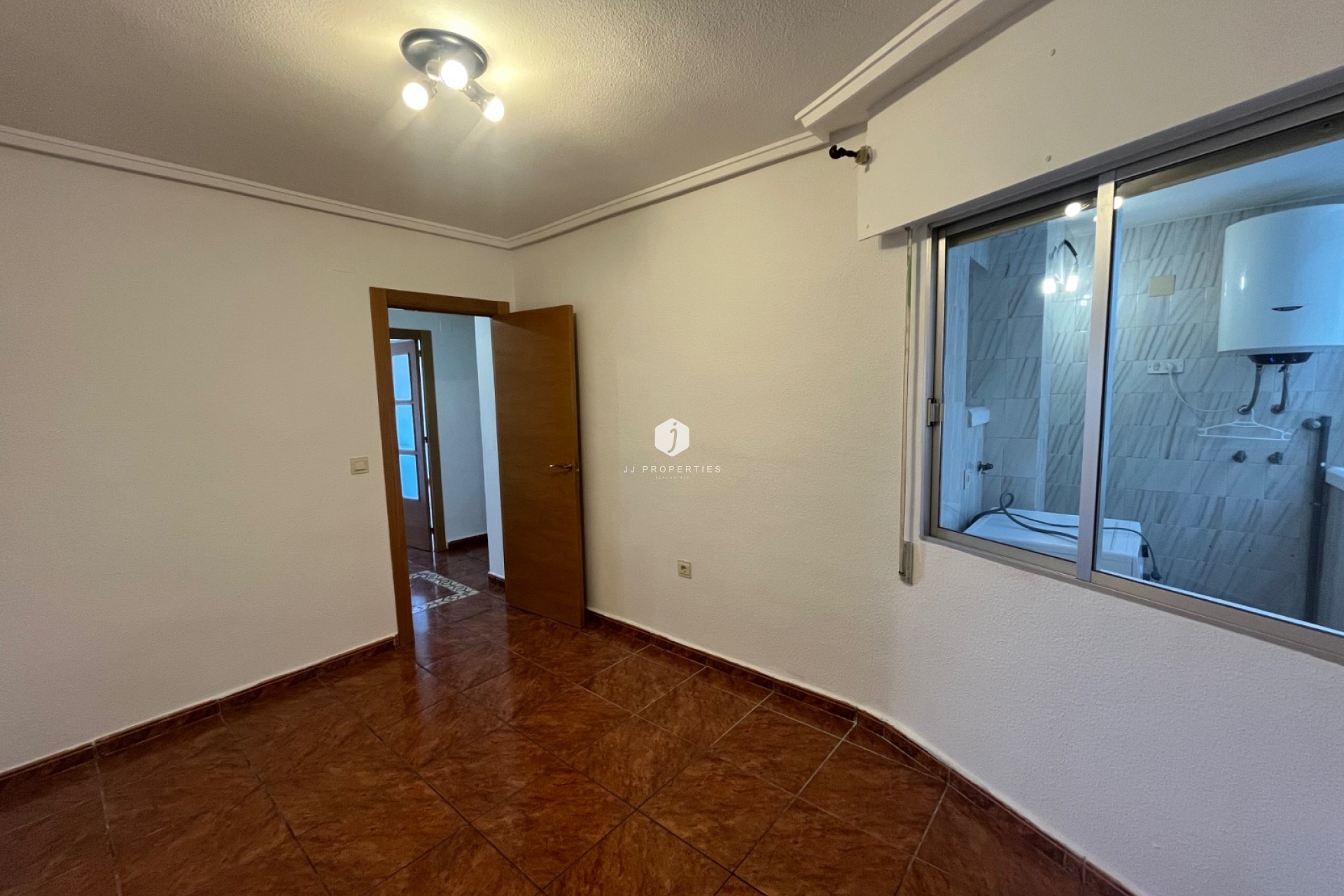 Aus zweiter Hand - Wohnung -
Benijofar - Costa Blanca