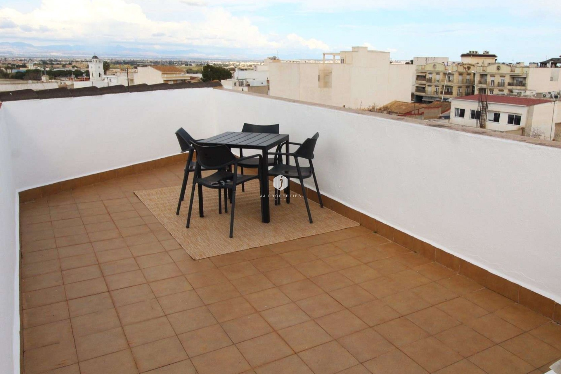 Aus zweiter Hand - Wohnung -
Benijofar - Costa Blanca