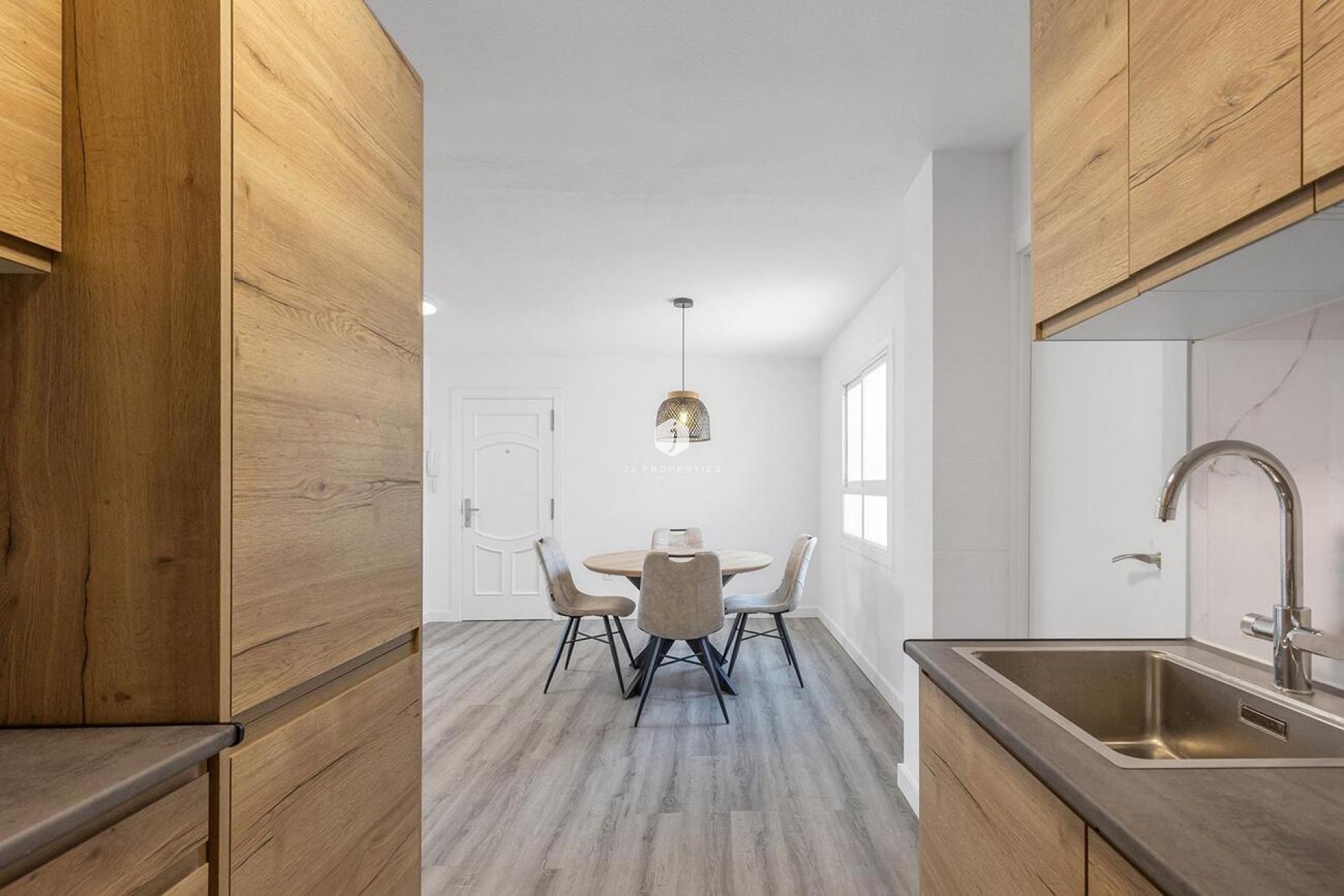 Aus zweiter Hand - Wohnung -
Benijofar - Costa Blanca